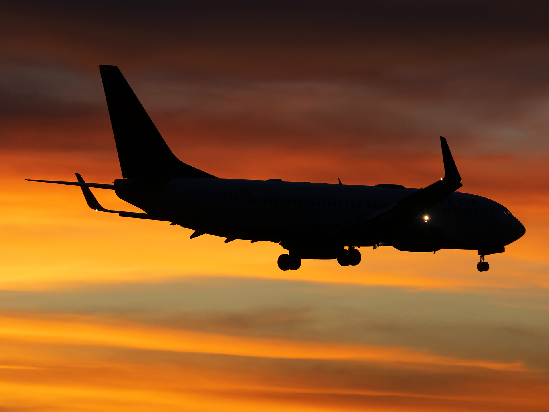 Full size: Delta Airlines Boeing 737-800 N3756 at Salt Lake City International Airport