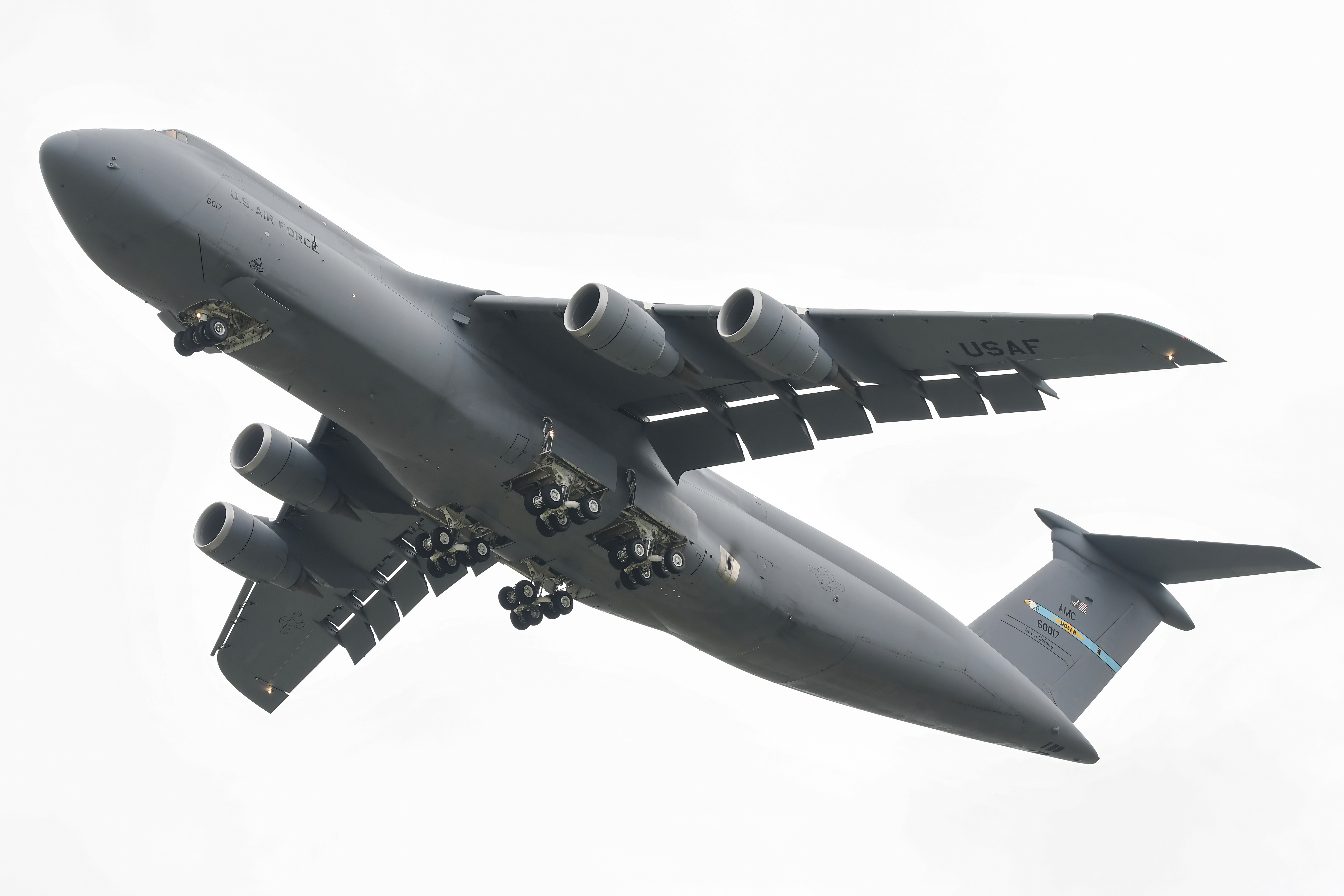 Full size: USAF - United States Air Force Lockheed C-5M Super Galaxy 86-0017 at Dover Air Force Base