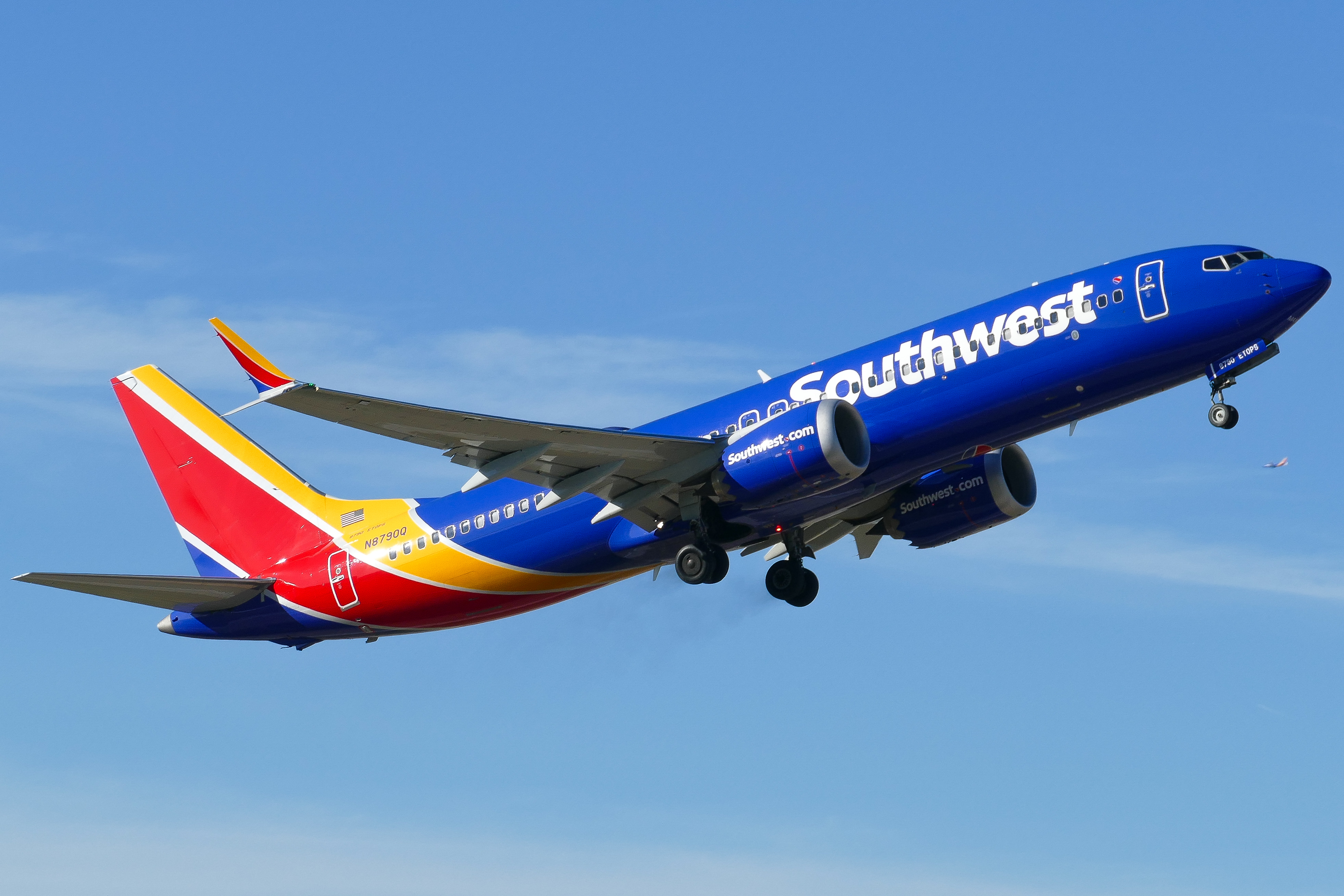 Full size: Southwest Airlines Boeing 737 MAX 8 N8790Q at Austin-Bergstrom International Airport
