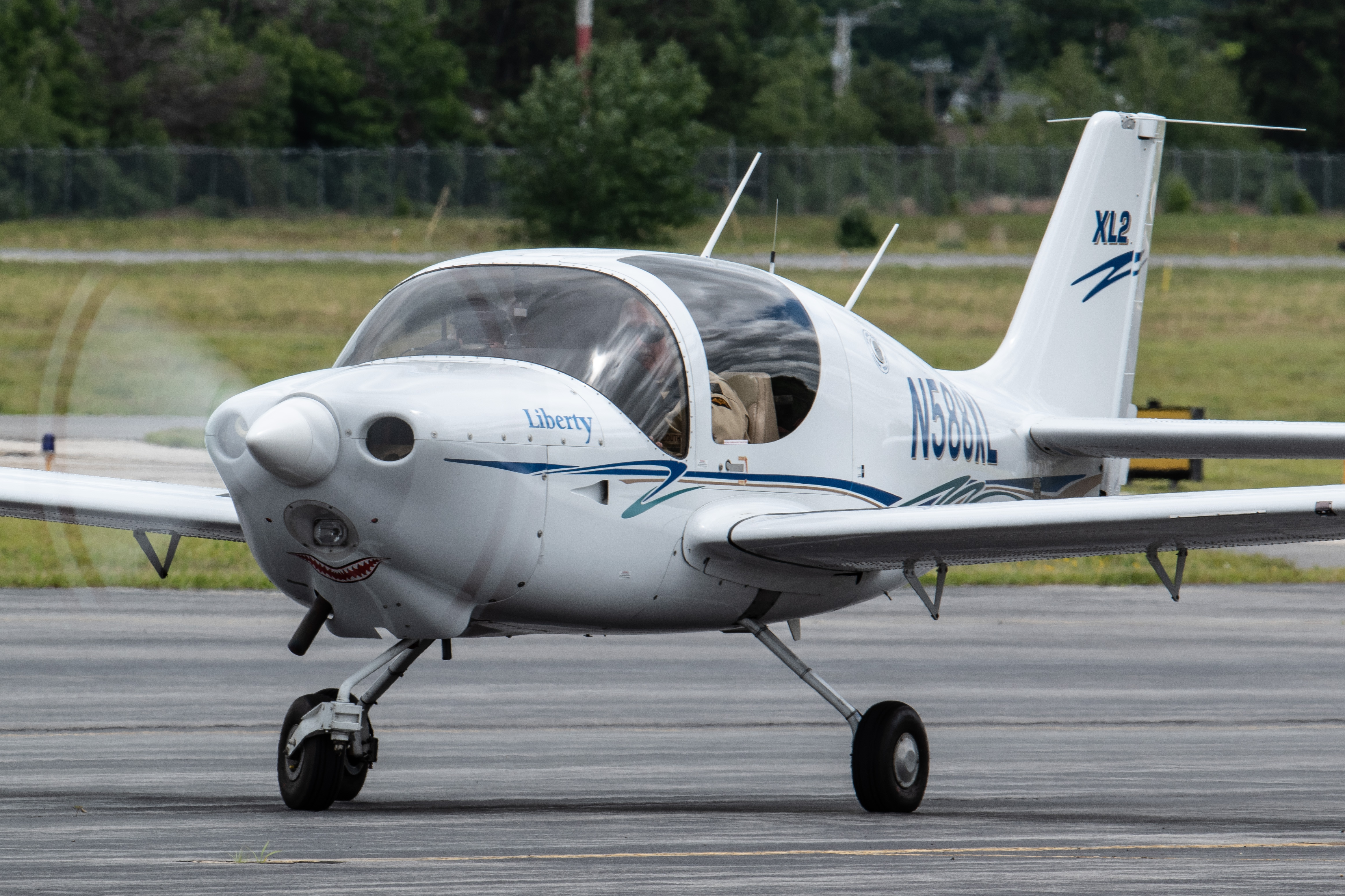 Full size: PRIVATE Liberty XL N588XL at Boire Field Airport