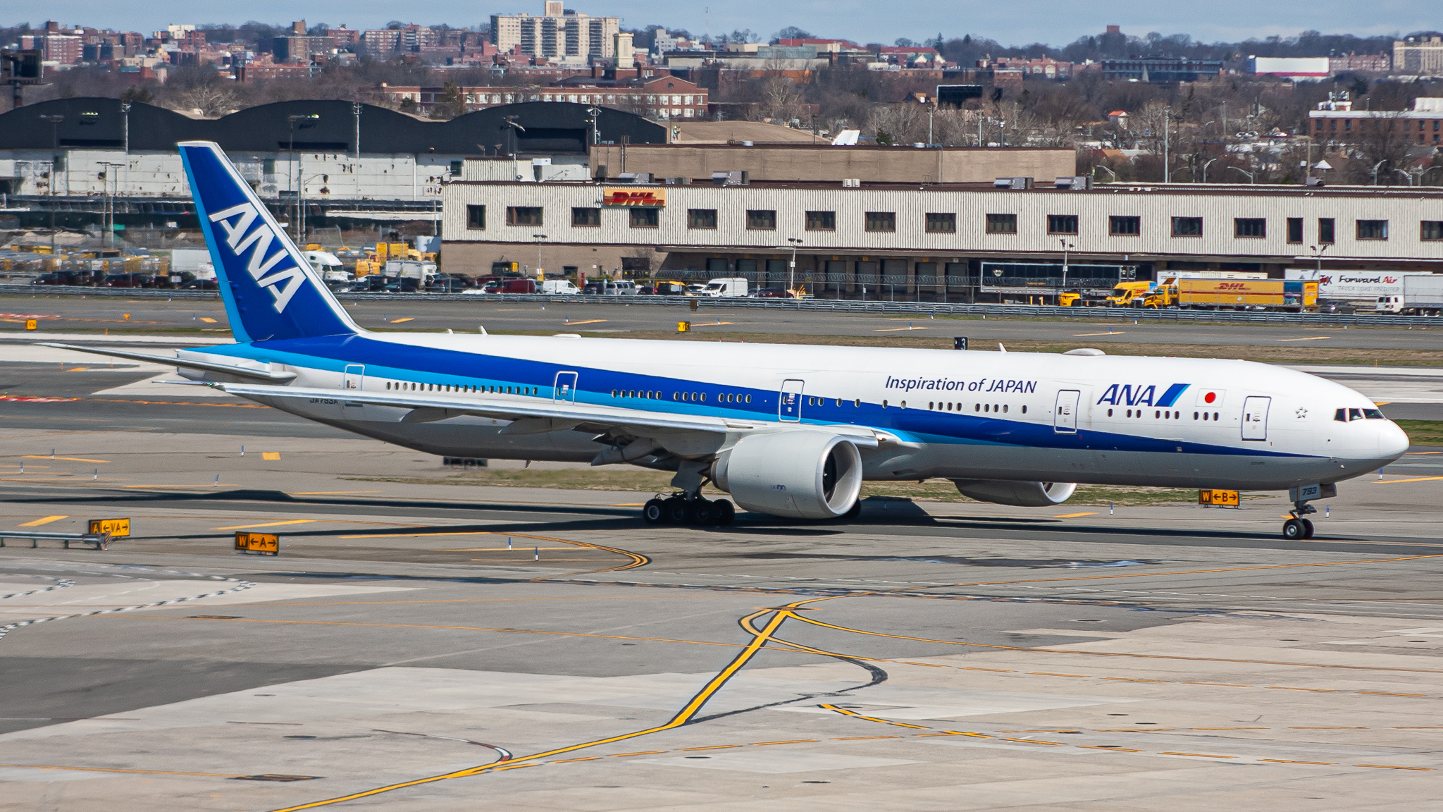 Full size: All Nippon Airways Boeing 777-300 JA793A at John F. Kennedy International Airport