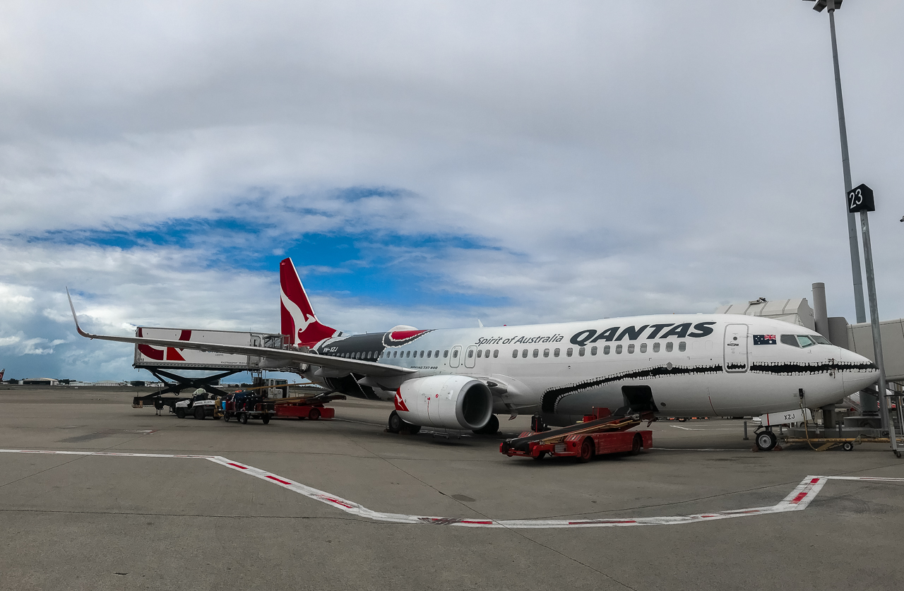 Full size: Qantas Airways Boeing 737-800 VH-XZJ at Brisbane Airport