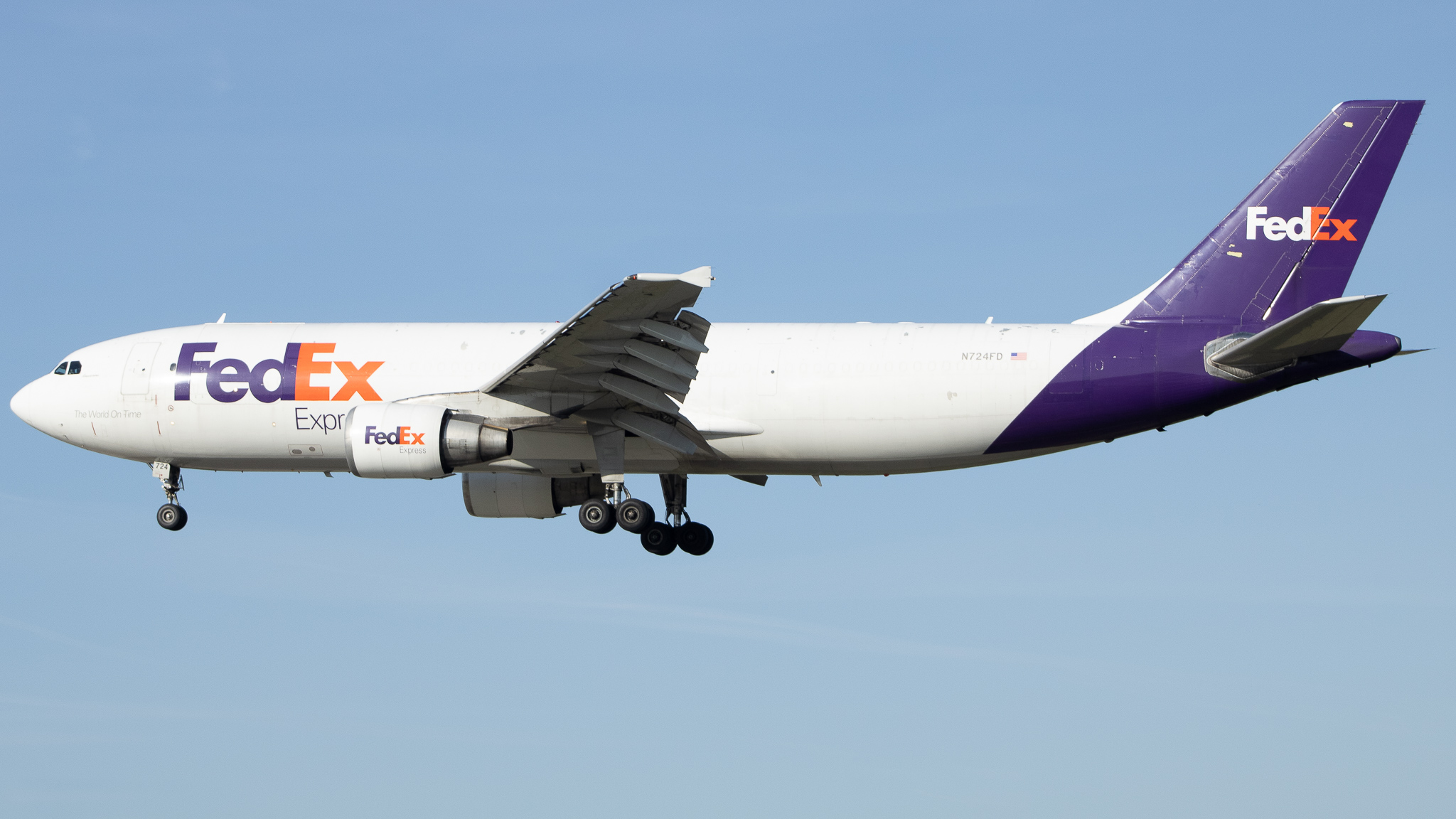 Full size: FedEx Airbus A300F-600 N724FD at Baltimore/Washington International Thurgood Marshall Airport