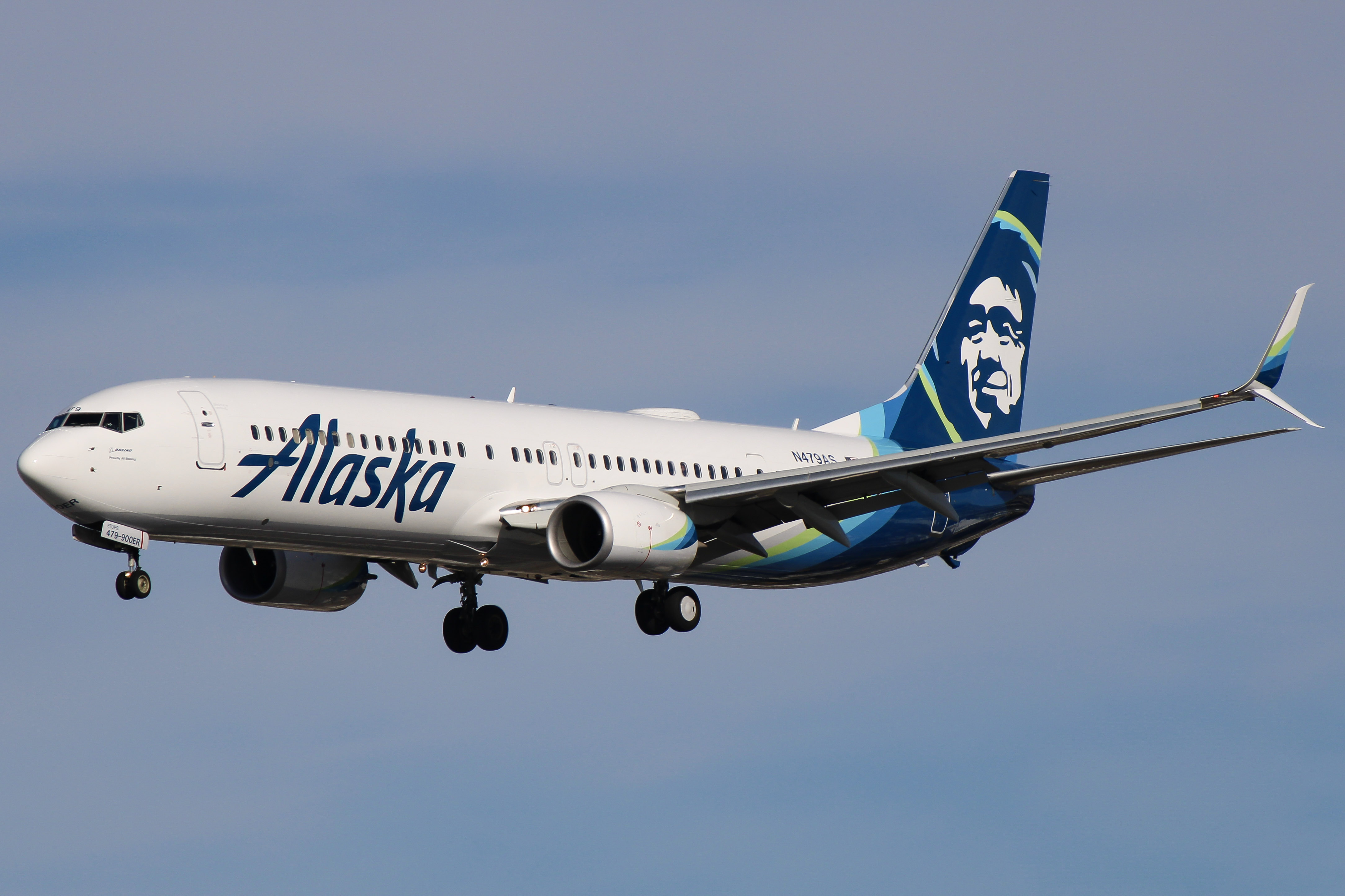 Full size: Alaska Airlines Boeing 737-900ER N479AS at San Diego International Airport