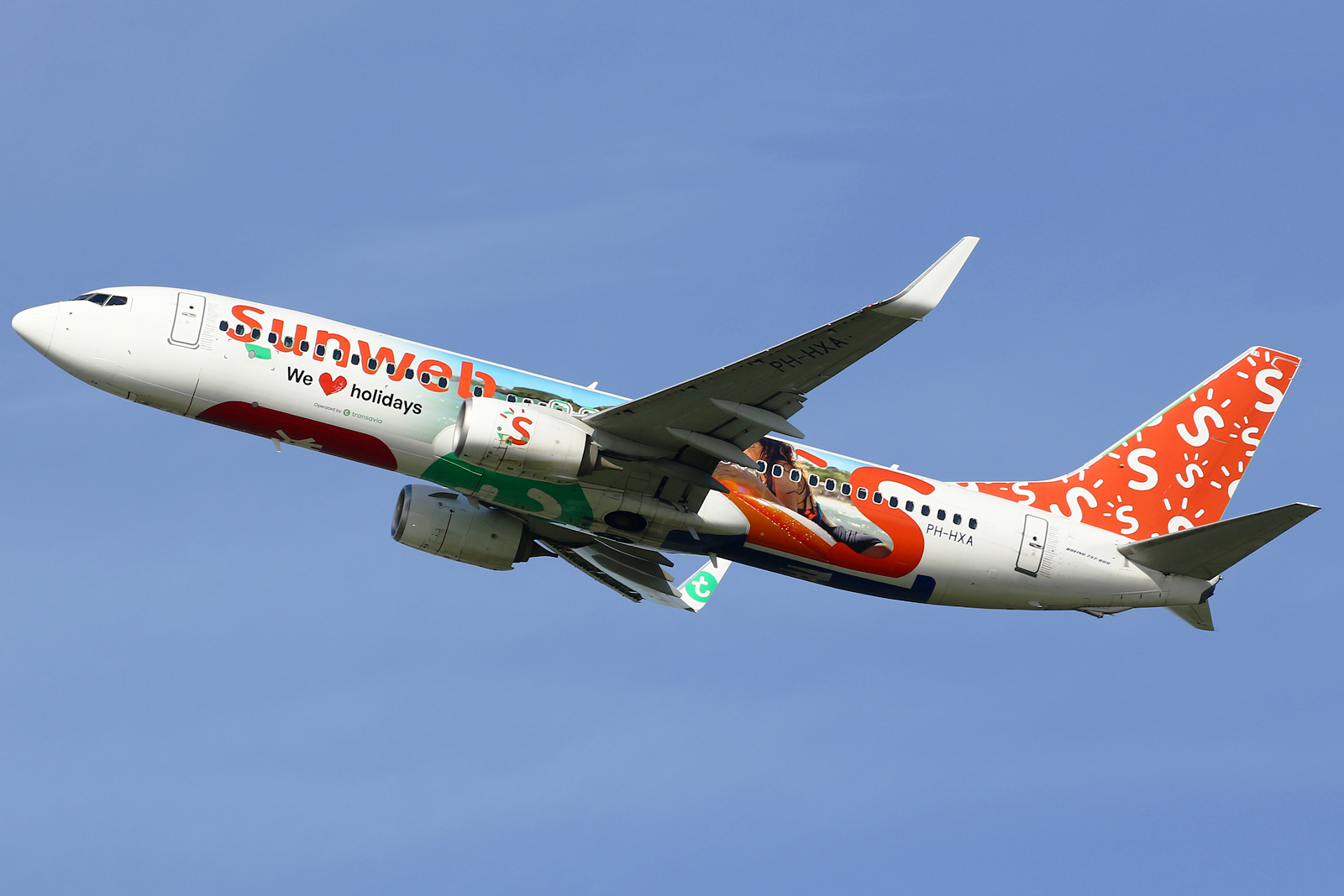 Full size: Transavia Airlines Boeing 737-800 PH-HXA at Amsterdam Schiphol Airport