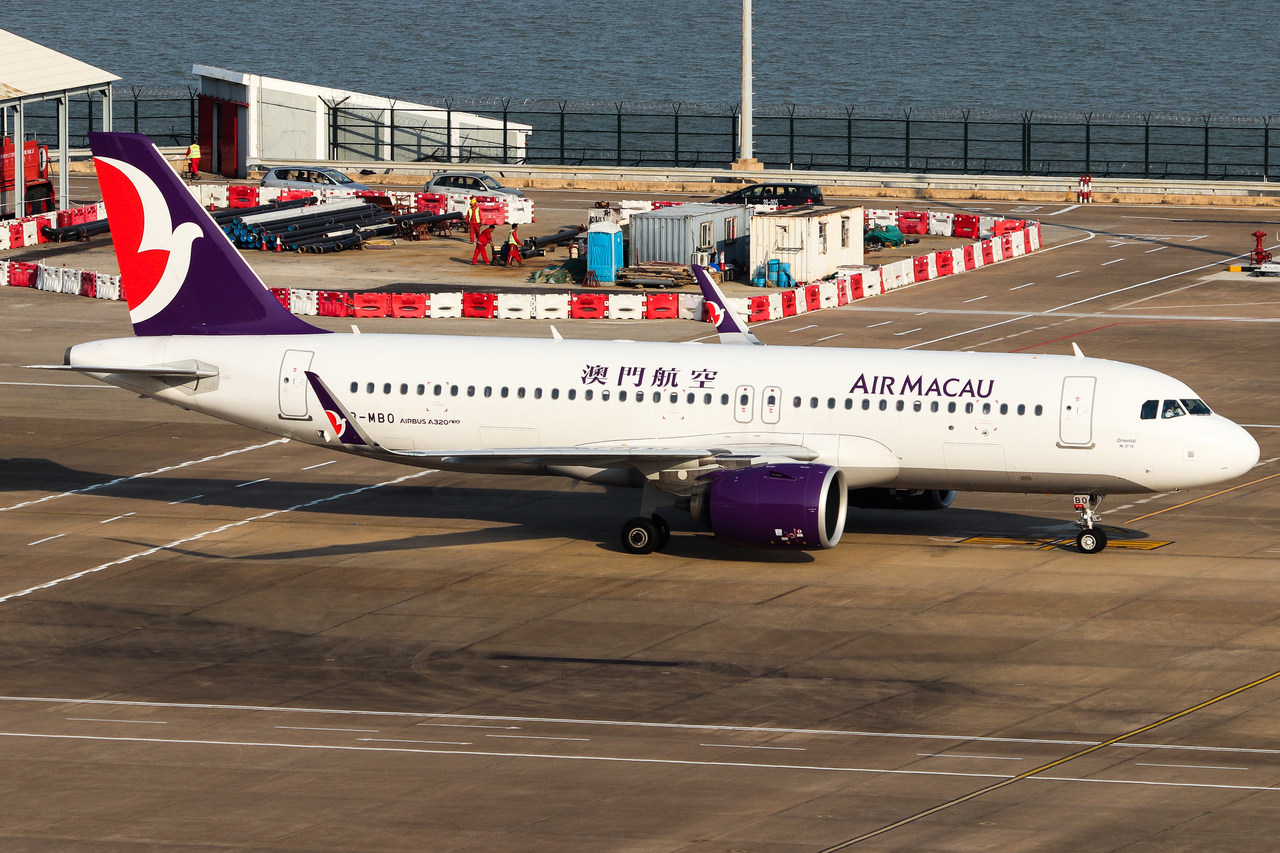 Full size: Air Macau Airbus A320NEO B-MBO at Macau International Airport