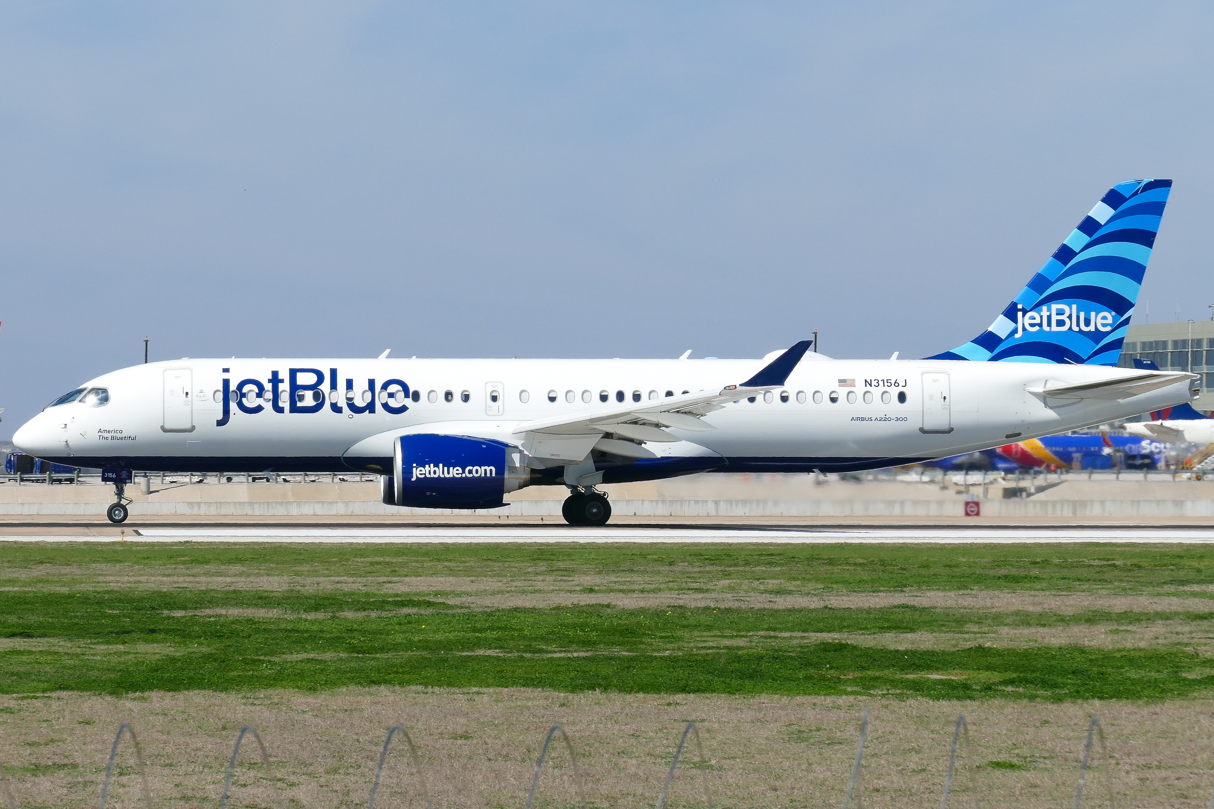 Full size: JetBlue Airways Airbus A220-300 N3156J at Austin-Bergstrom International Airport