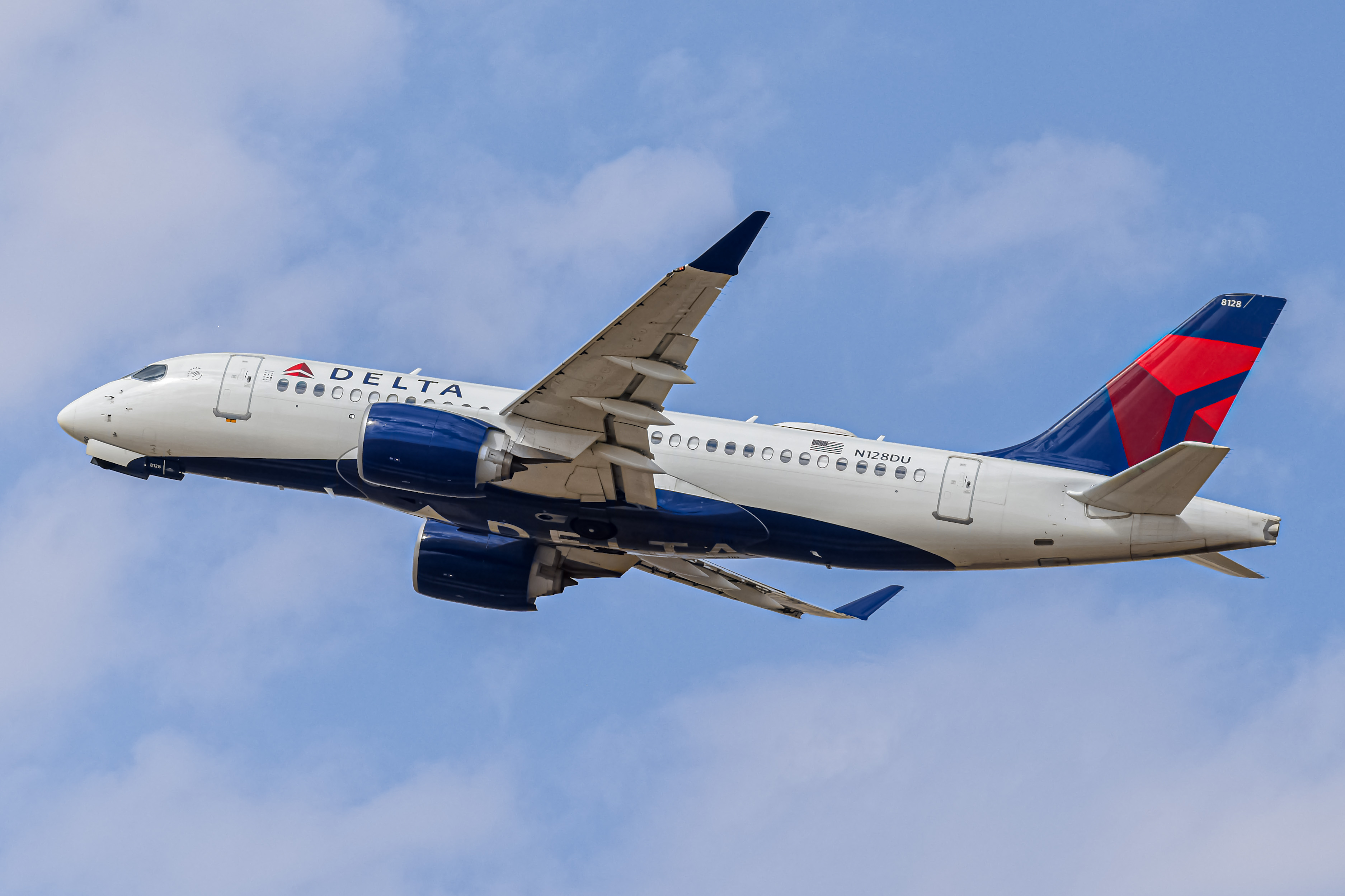 Full size: Delta Airlines  Airbus A220-100 N128DU at Denver International Airport