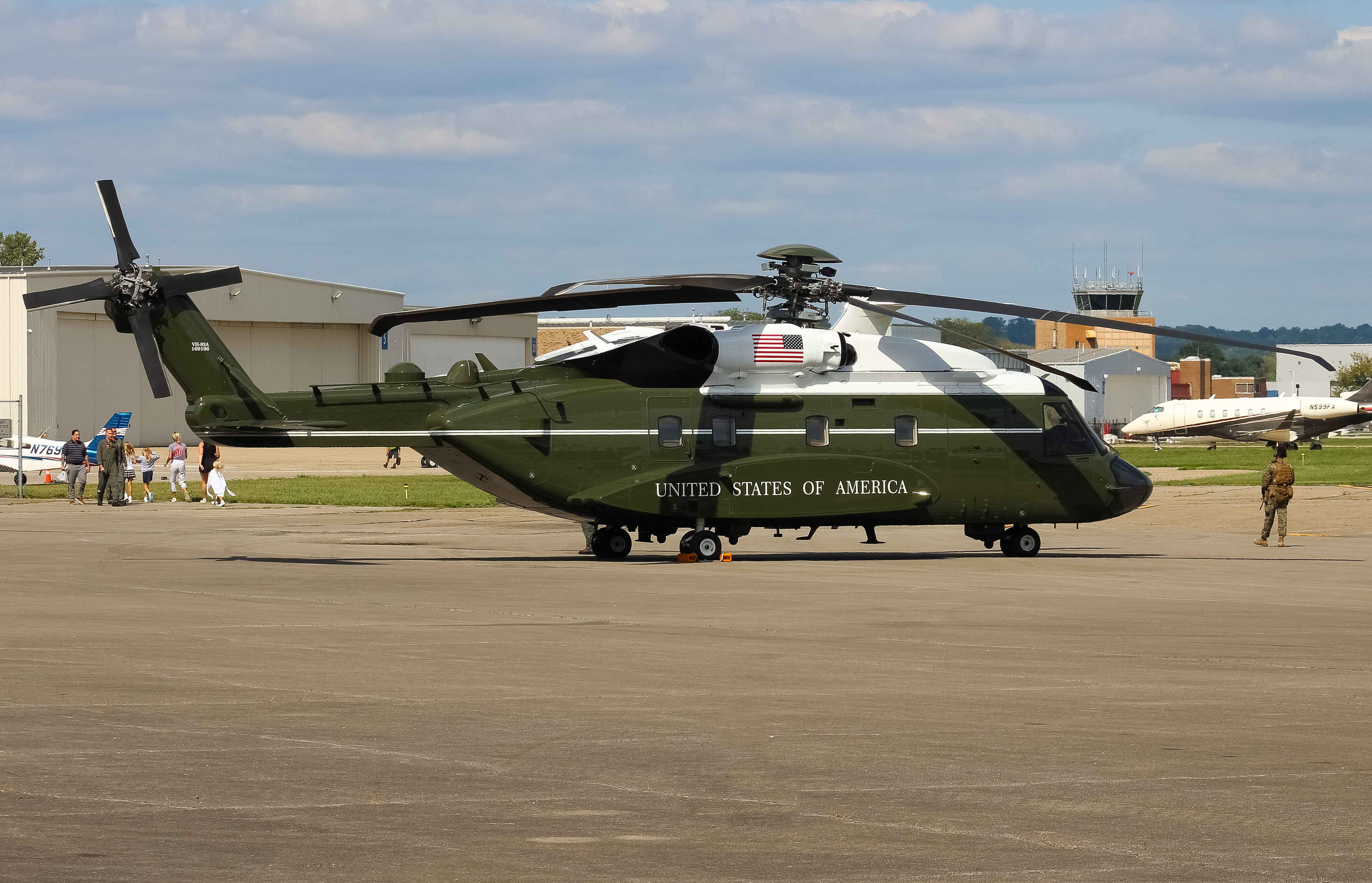 Full size: USMC - United States Marine Corp Sikorsky VH-92 Patriot 169196 at Cincinnati Municipal Airport/Lunken Field