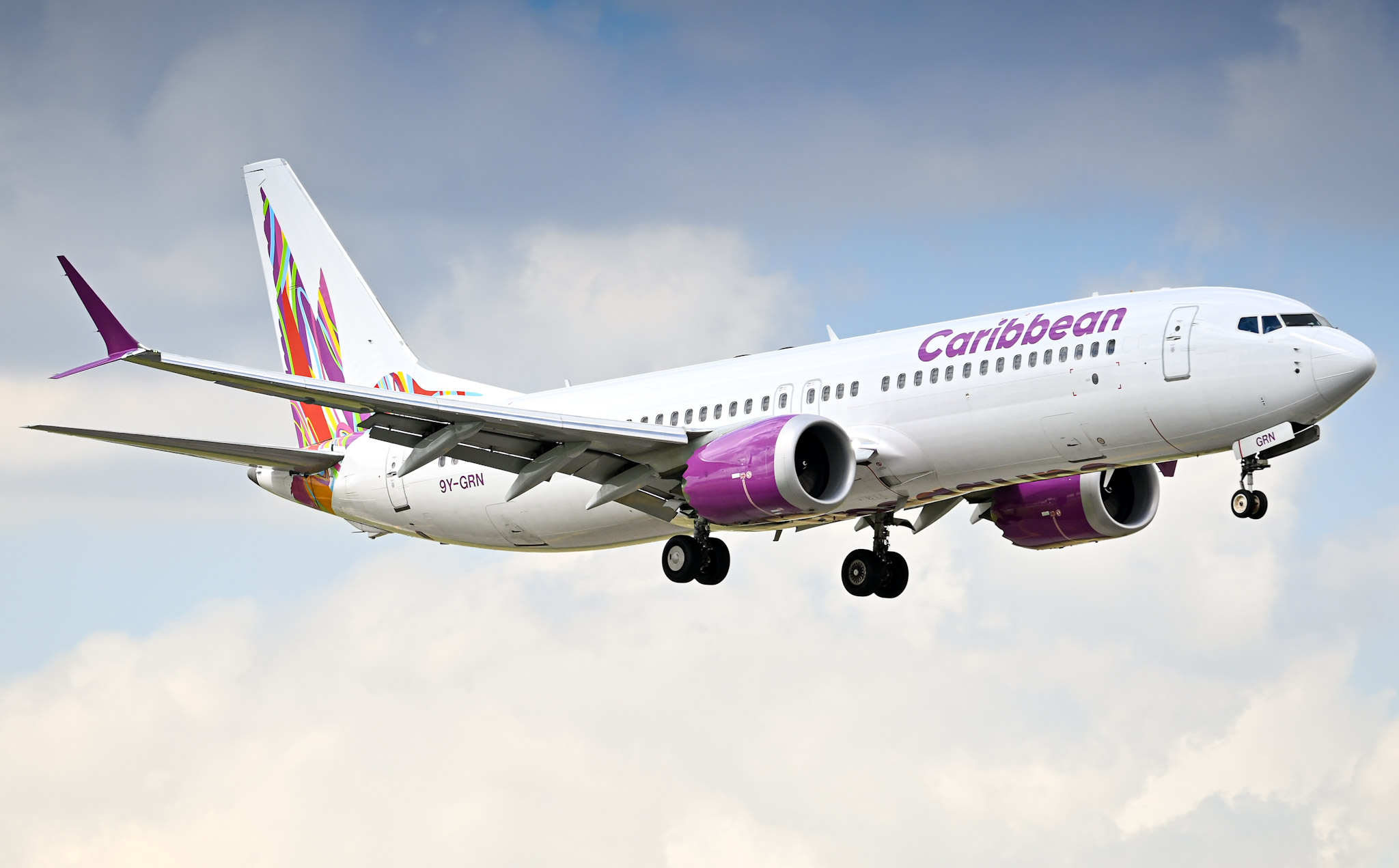 Full size: Caribbean Airlines Boeing 737 MAX 8 9Y-GRN at Miami International Airport