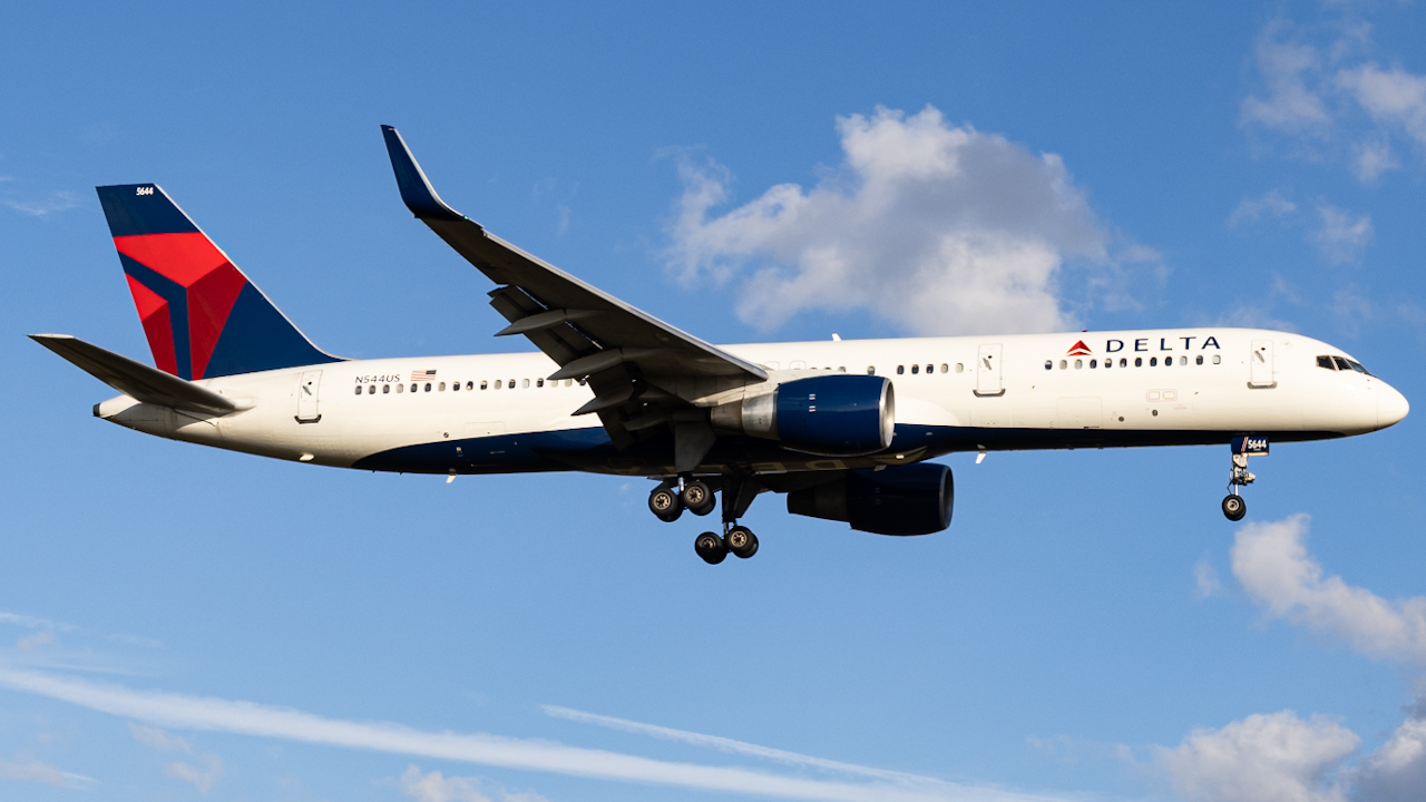 Full size: Delta Airlines Boeing 757-200 N544US at Tampa International Airport