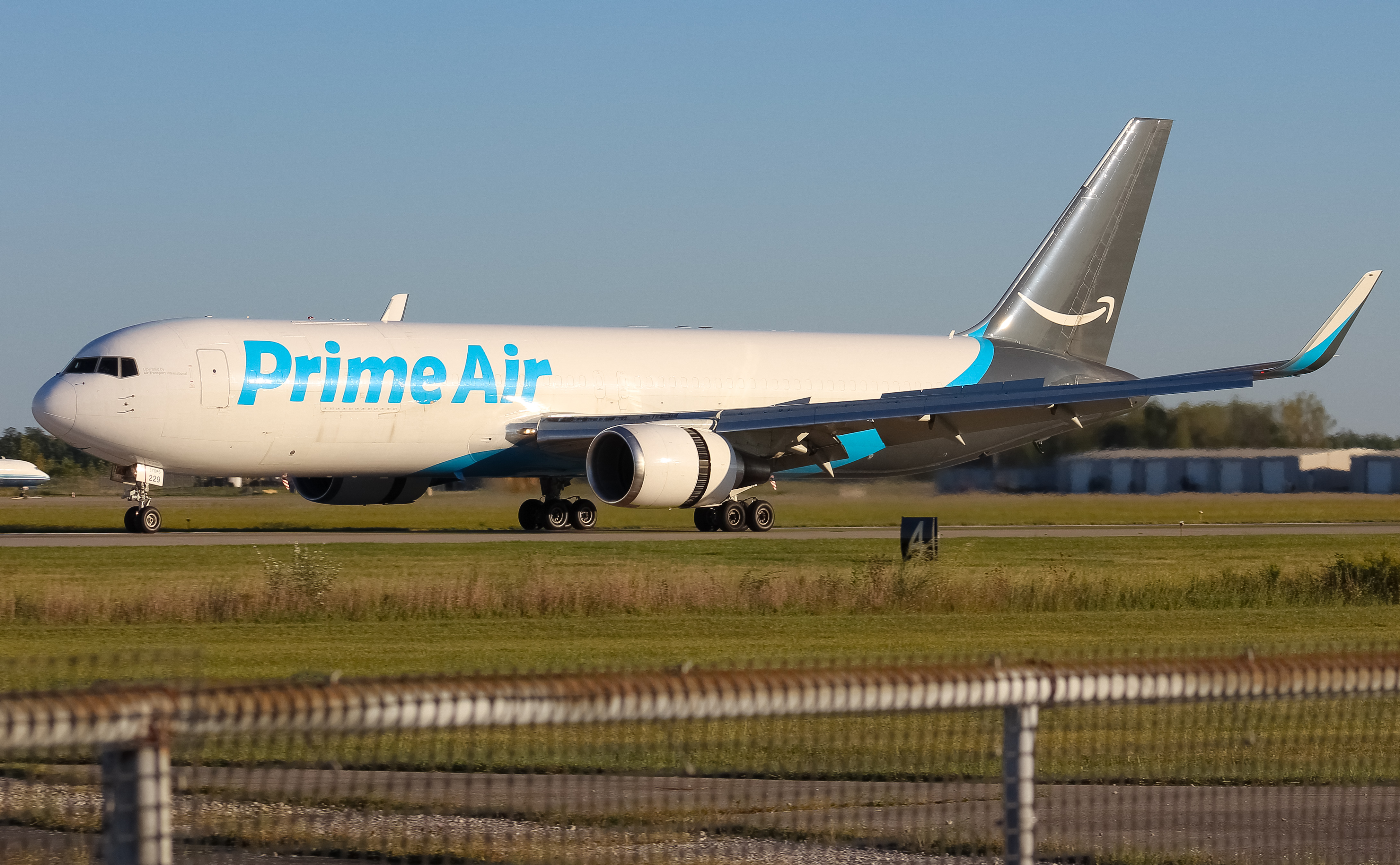 Full size: Prime Air Boeing 767-300F N229AZ at Wilmington Air Park