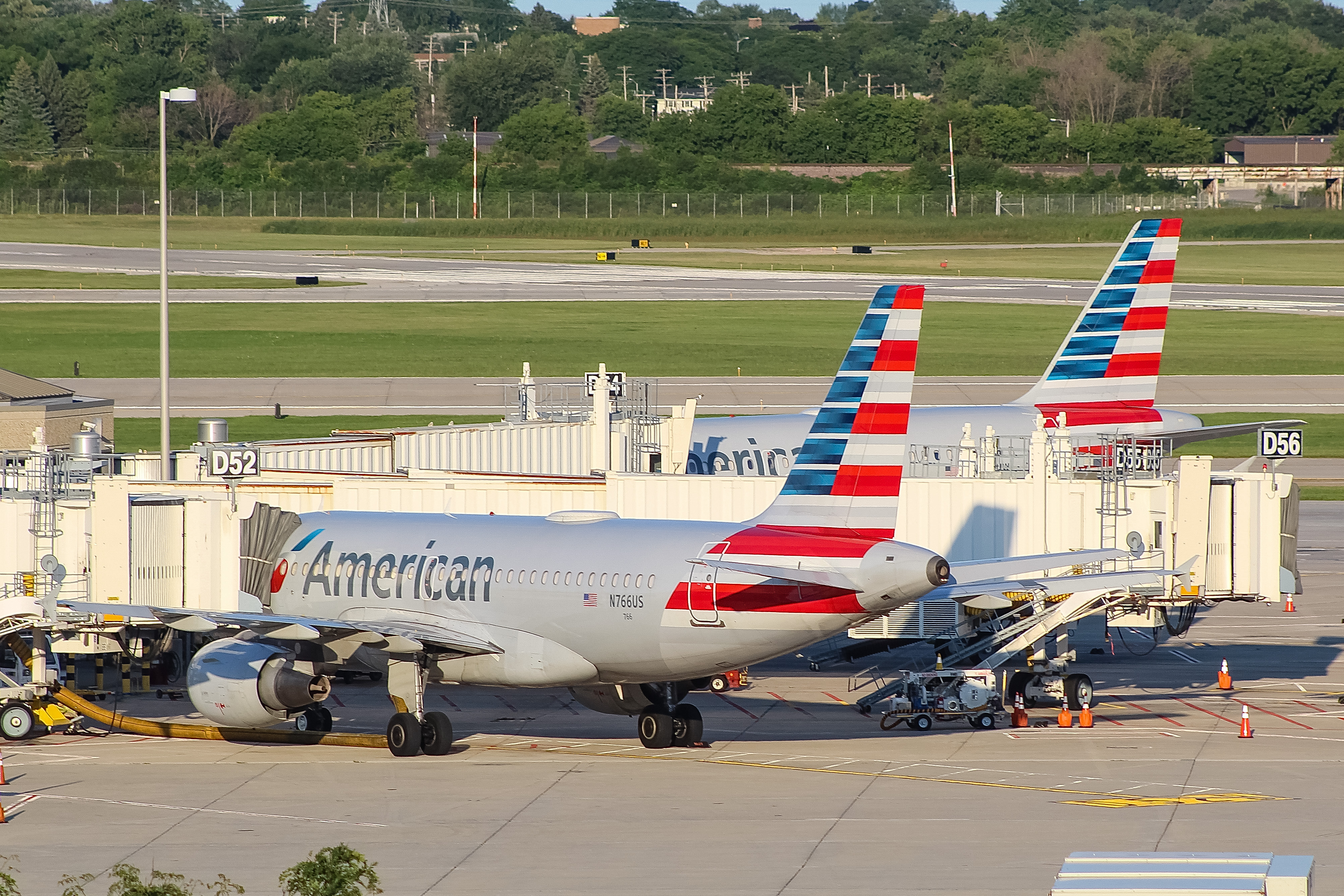 Full size: Airport Photo KMKE at General Mitchell International Airport