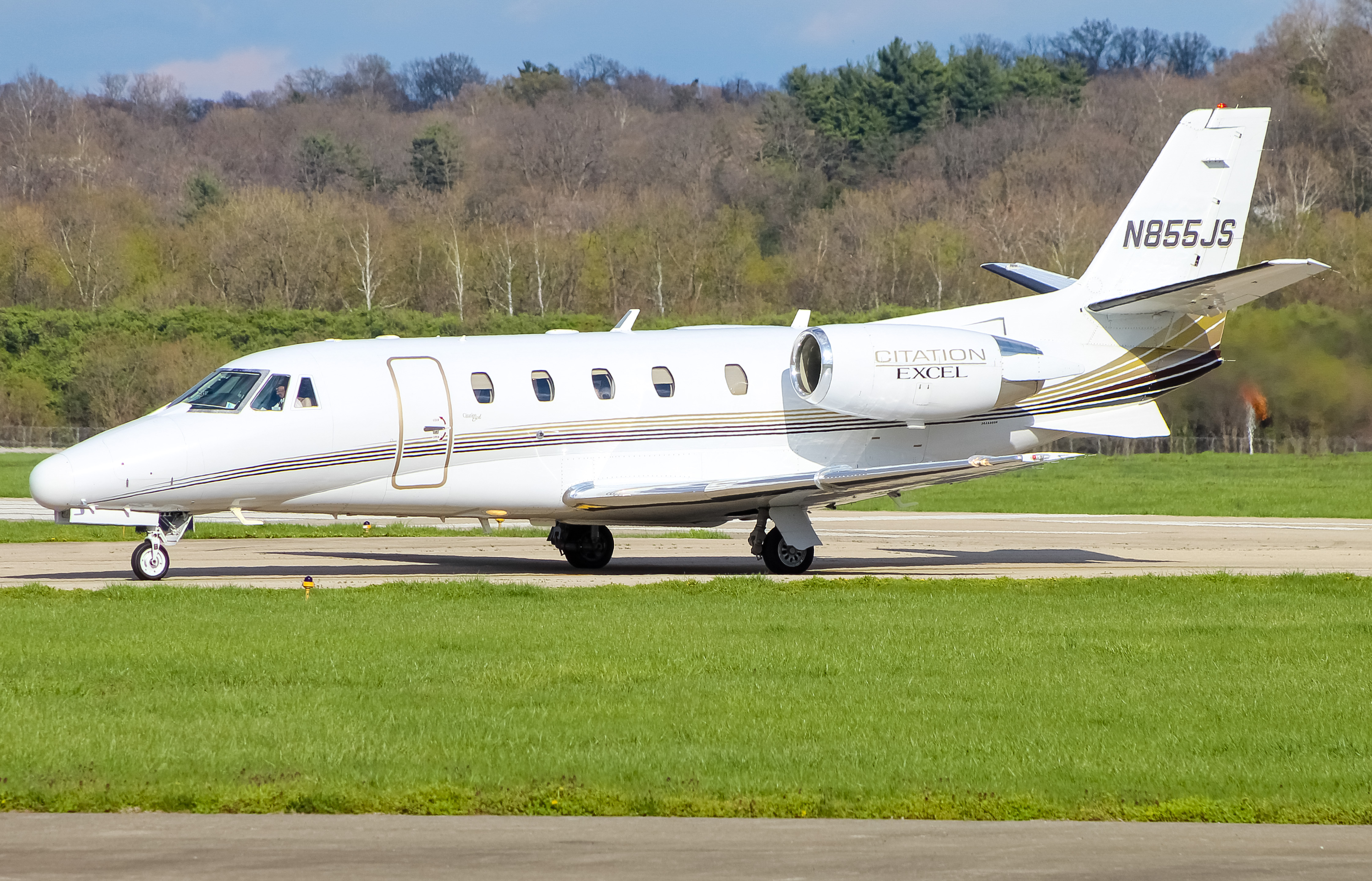 Full size: PRIVATE  Cessna Citation 560XL Excel N855JS at Cincinnati Municipal Airport/Lunken Field
