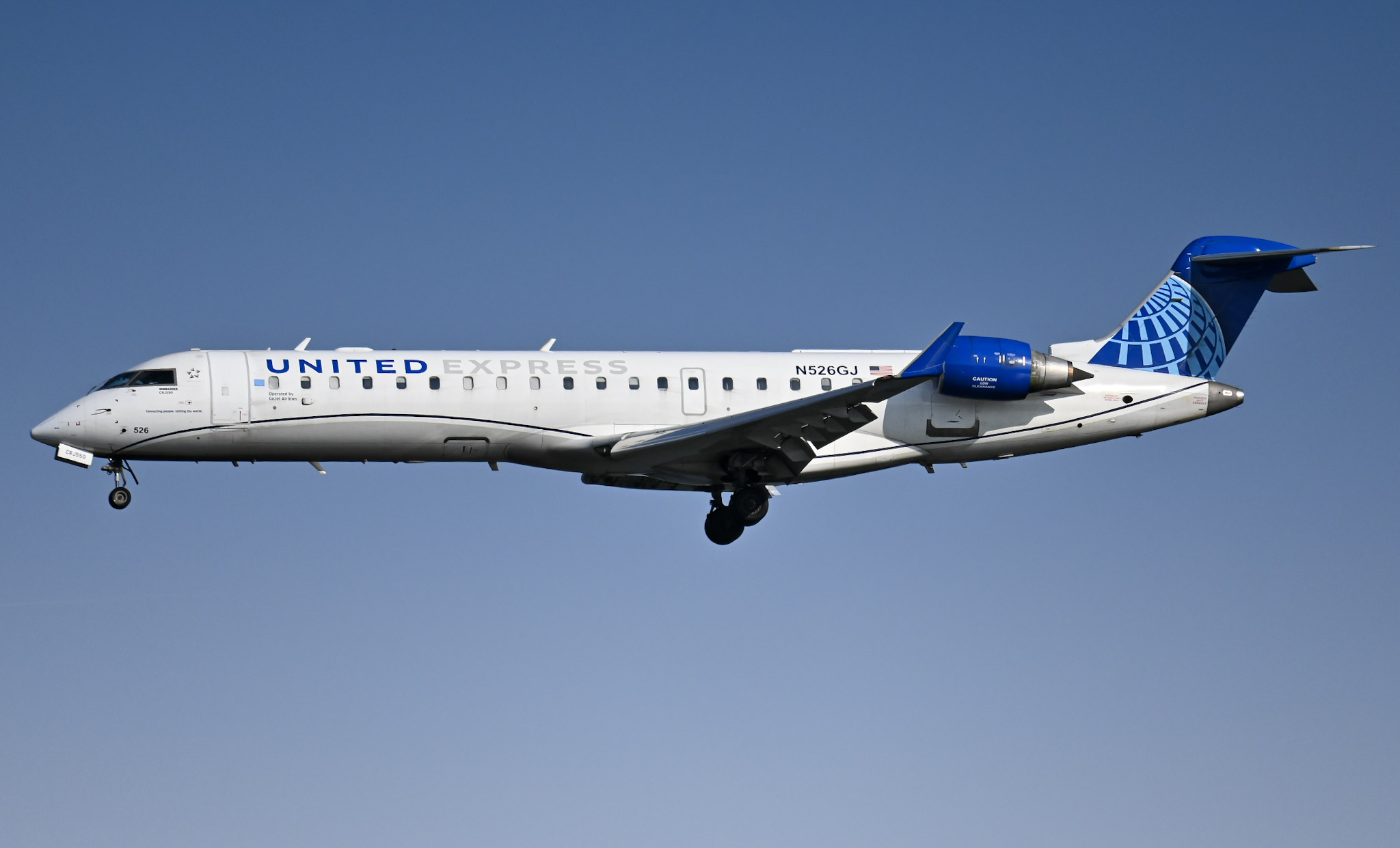 Full size: United Express Mitsubishi CRJ-550 N526GJ at Ronald Reagan National Airport