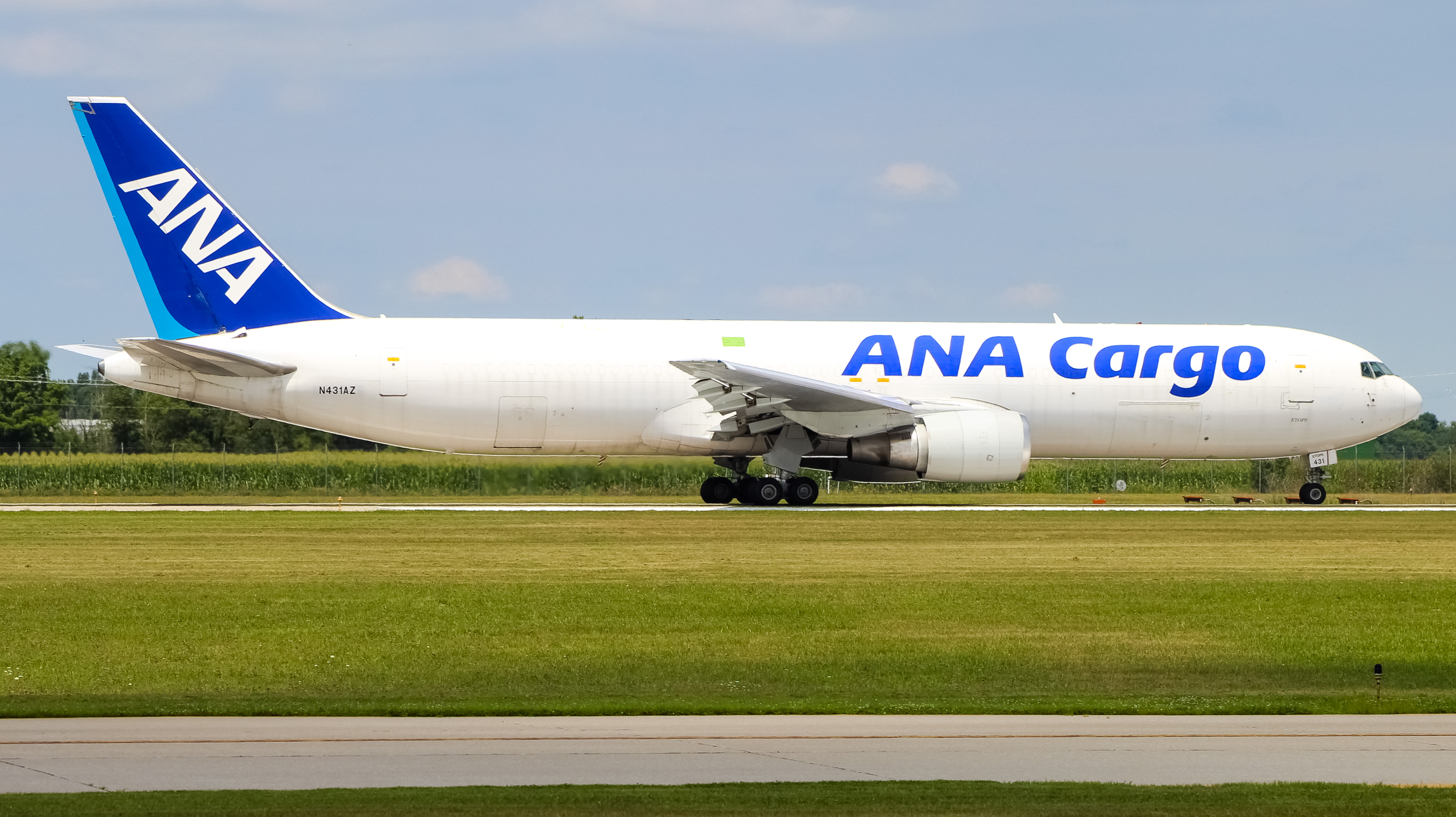 Full size: Prime Air Boeing 767-300F N431AZ at Wilmington Air Park