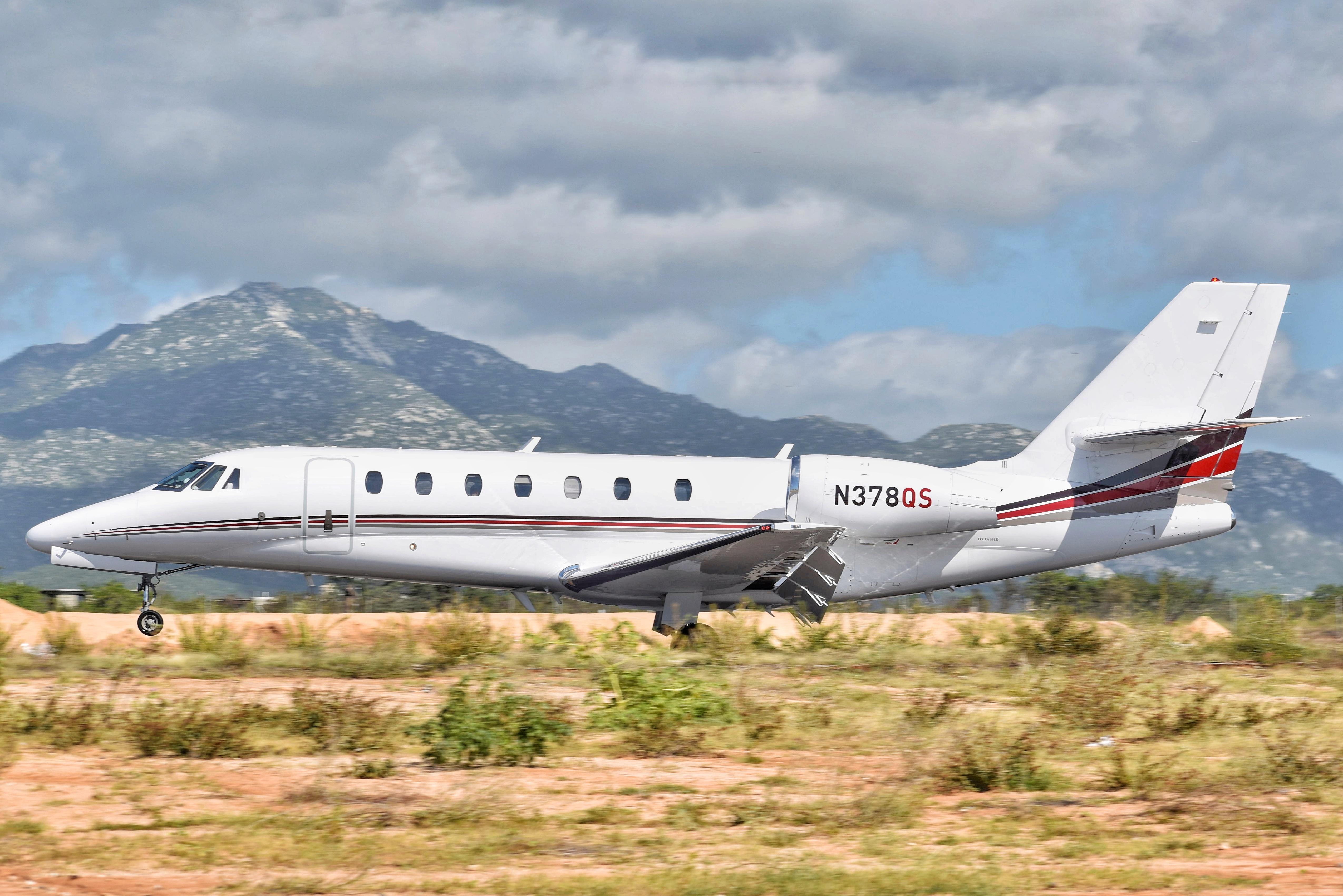 Full size: PRIVATE Cessna 680 Citation Sorveign  N378QS  at Aeropuerto de Cabo San Lucas Internacional