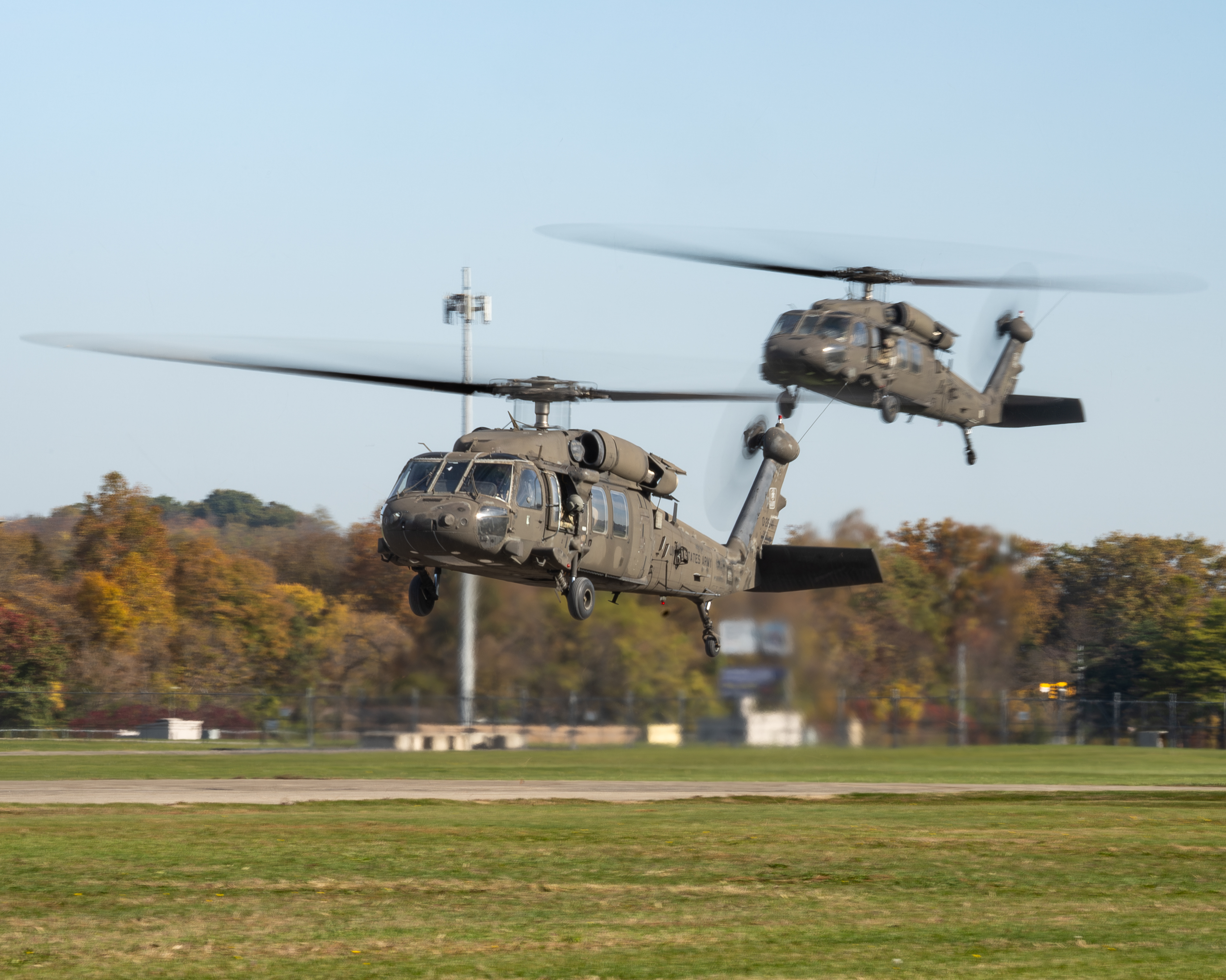Full size: USA - United States Army Sikorsky UH-60L Blackhawk 88-26041	 at Not Applicable