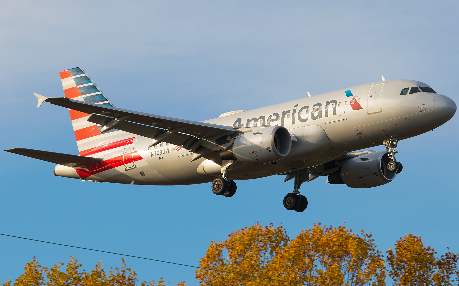 Full size: American Airlines Airbus A319 N703UW at Baltimore/Washington International Thurgood Marshall Airport