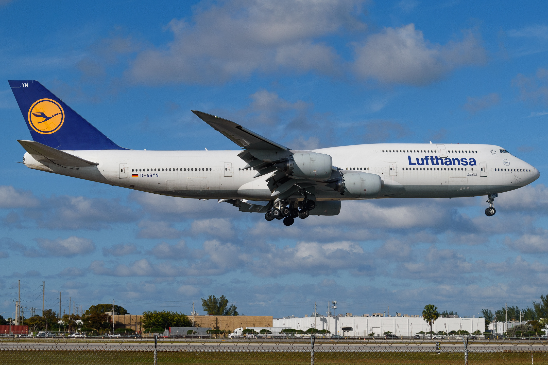 D-ABYN) Lufthansa Boeing 747-8i by Steven Larson | AeroXplorer D-ABYN) Lufthansa Boeing 747-8i by Steven Larson | AeroXplorer