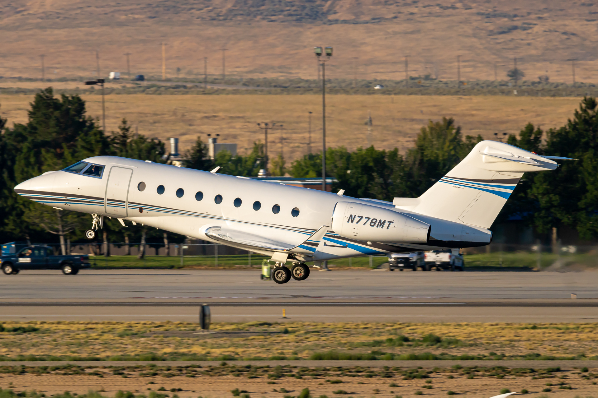 Full size: PRIVATE Gulfstream G280 N778MT at Boise Air Terminal/Gowen Field