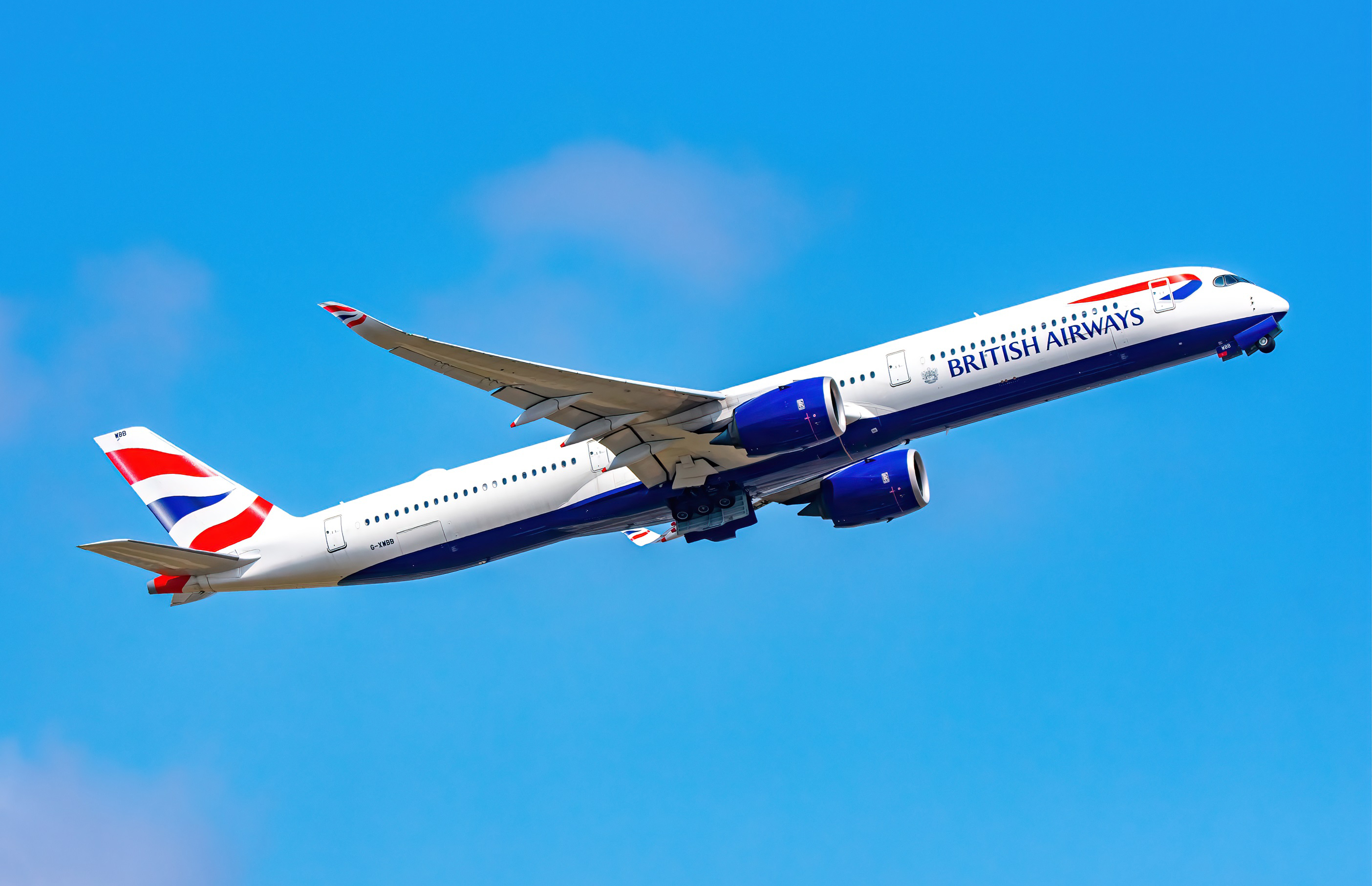 Full size: British Airways Airbus A350-1000 G-XWBB at London Heathrow International Airport