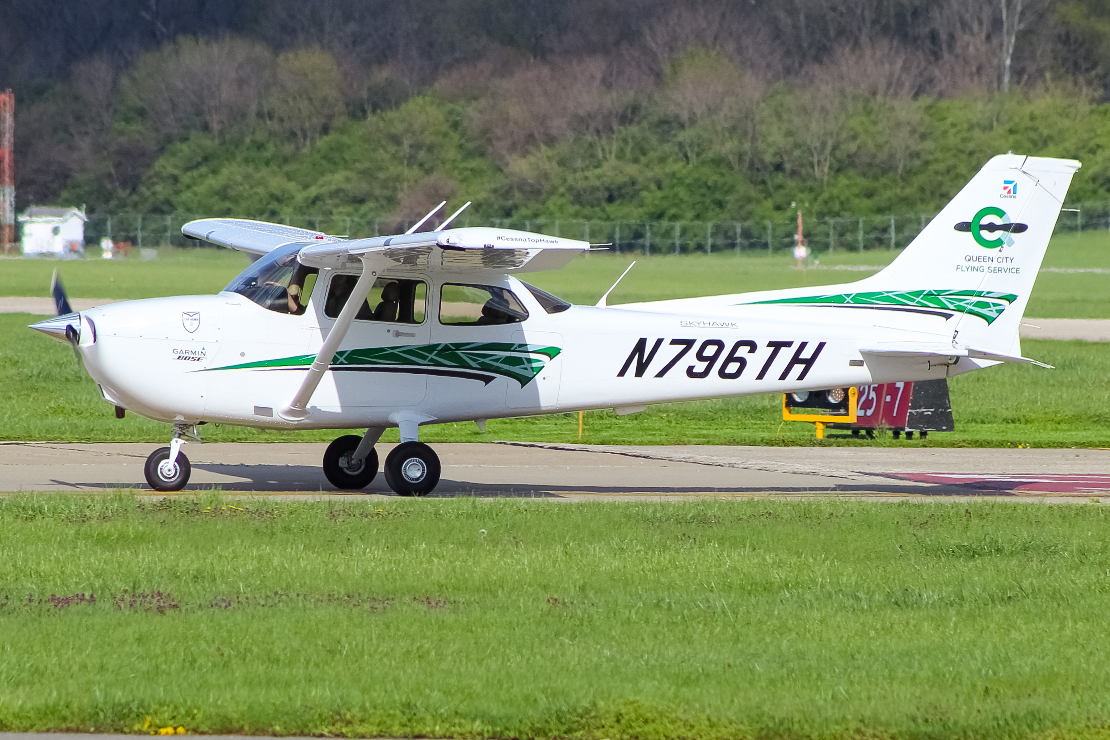 Full size: PRIVATE Cessna 172 N796TH at Cincinnati Municipal Airport/Lunken Field