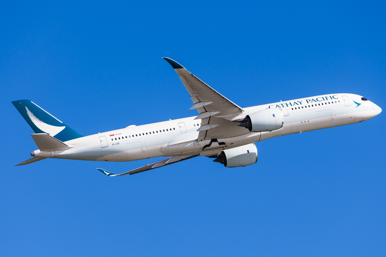 Full size: CATHAY PACIFIC Airbus A350-900 B-LRO at Hong Kong International Airport