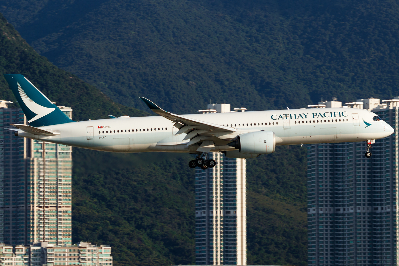 Full size: Cathay Pacific Airbus A350-900 B-LRC at Hong Kong International Airport