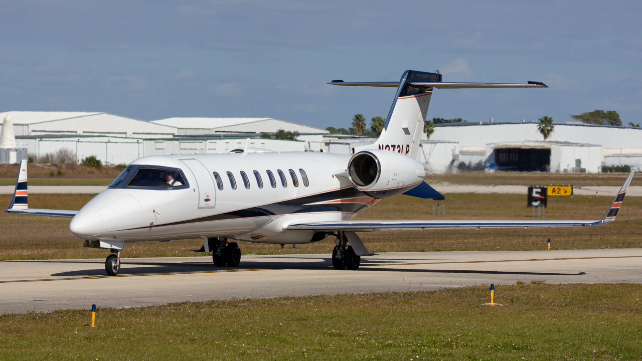Full size: PRIVATE Learjet 45 N273LP at Naples Municipal Airport