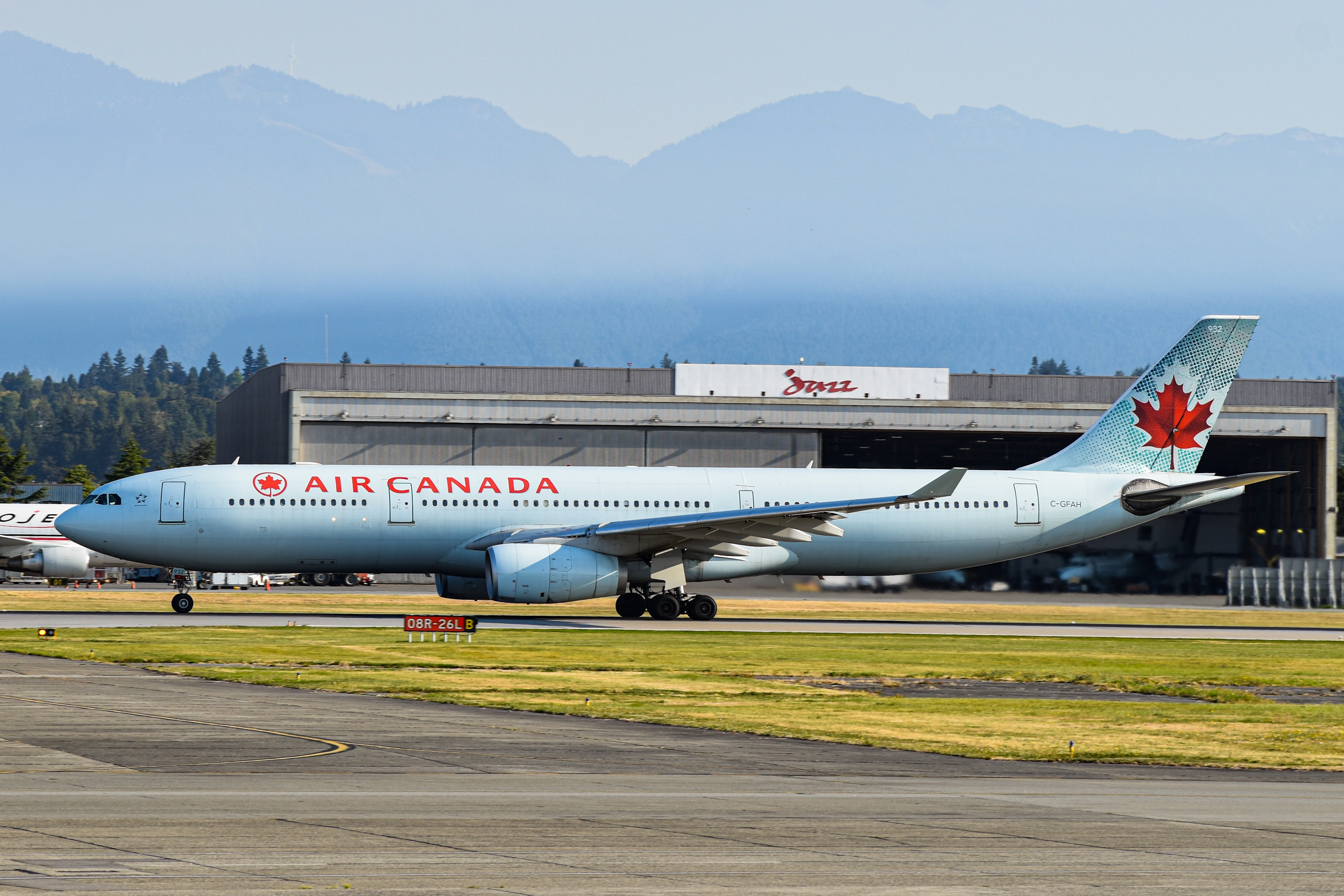 Full size: Air Canada Airbus A330-300 C-GFAH at Vancouver International Airport