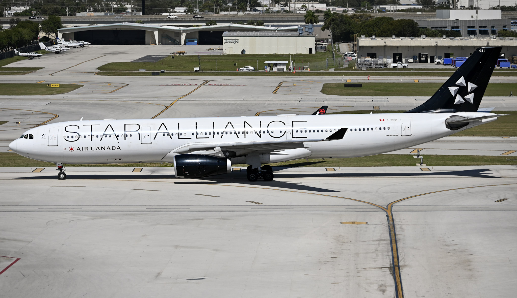 Full size: Air Canada Airbus A330-300 C-GEGI at Fort Lauderdale/Hollywood International Airport