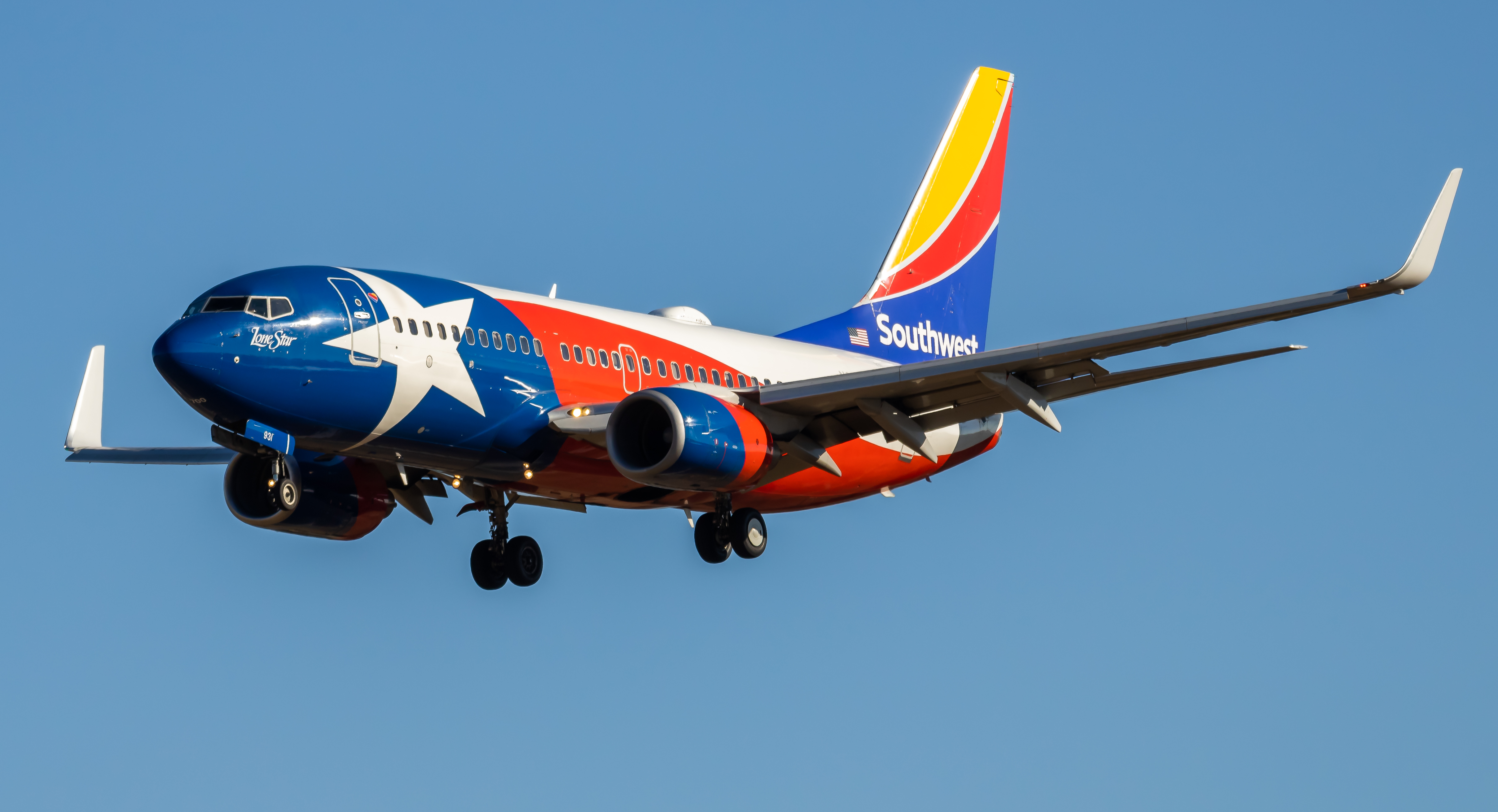 Full size: Southwest Airlines Boeing 737-700 N931WN at Baltimore/Washington International Thurgood Marshall Airport