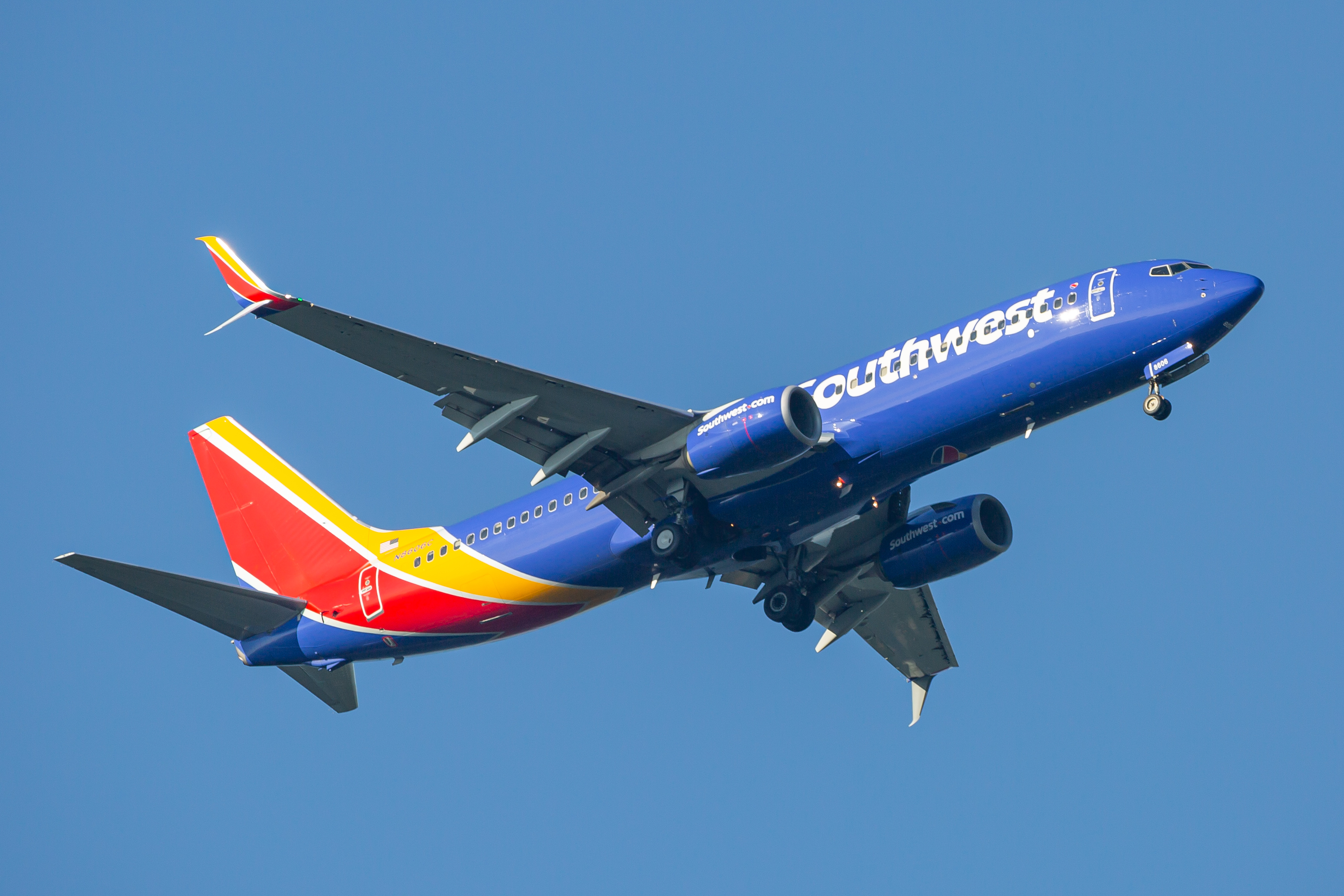 Full size: Southwest Airlines Boeing 737-800 N8606C at Baltimore/Washington International Thurgood Marshall Airport