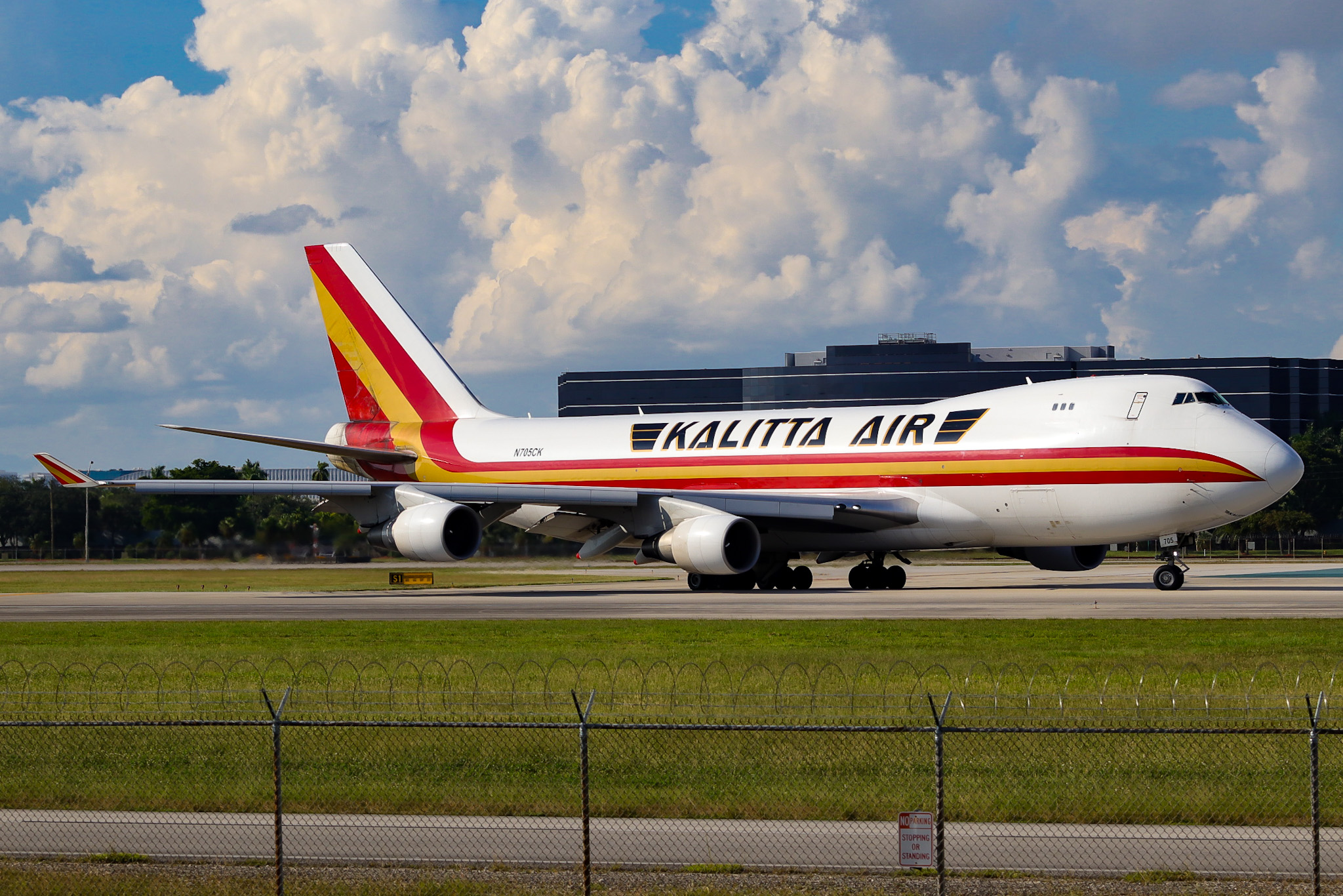 Full size: Kalitta Air Boeing 747-400F N705CK  at Miami International Airport