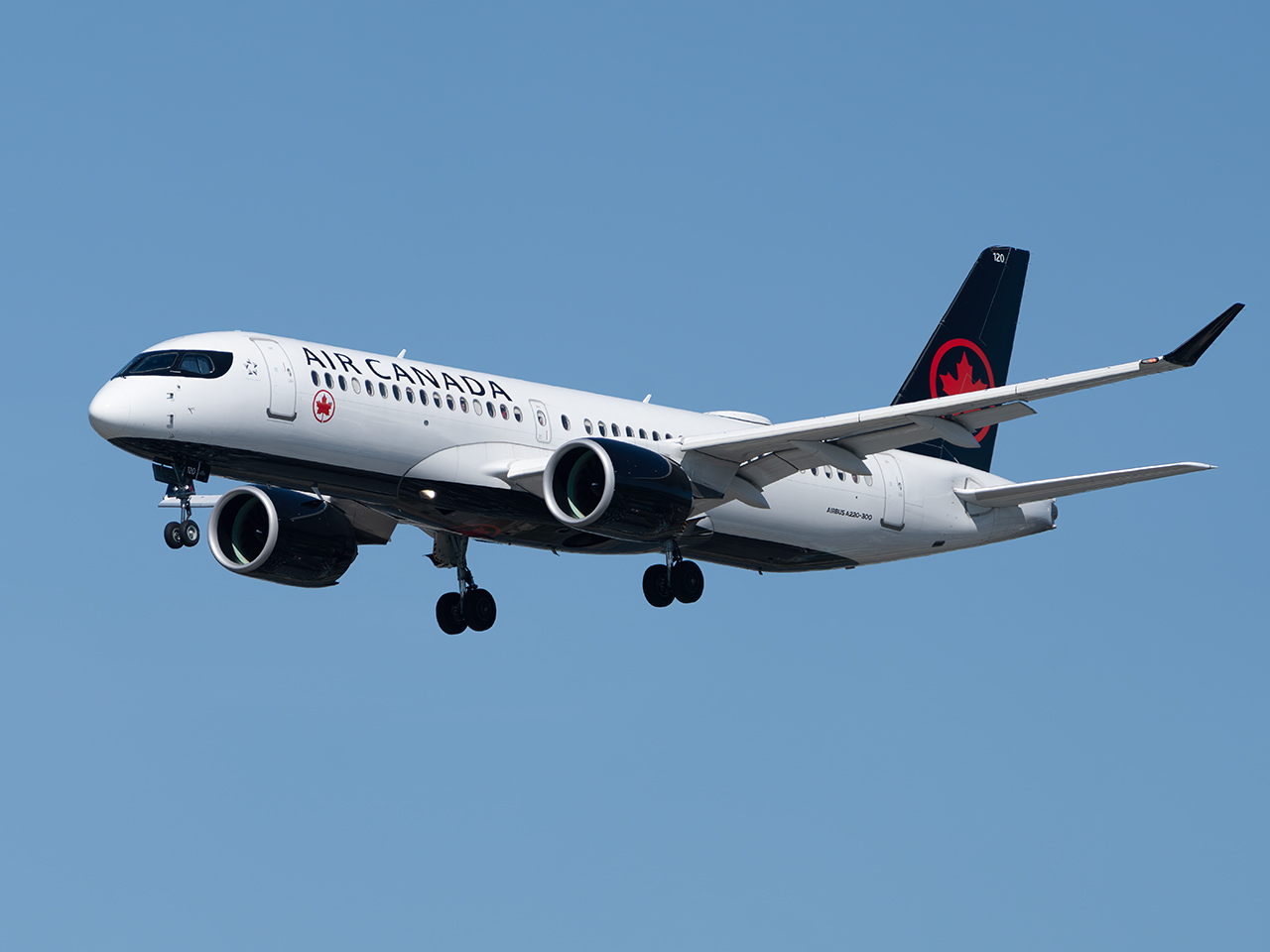 Full size: Air Canada Airbus A220-300 C-GTZS at Vancouver International Airport