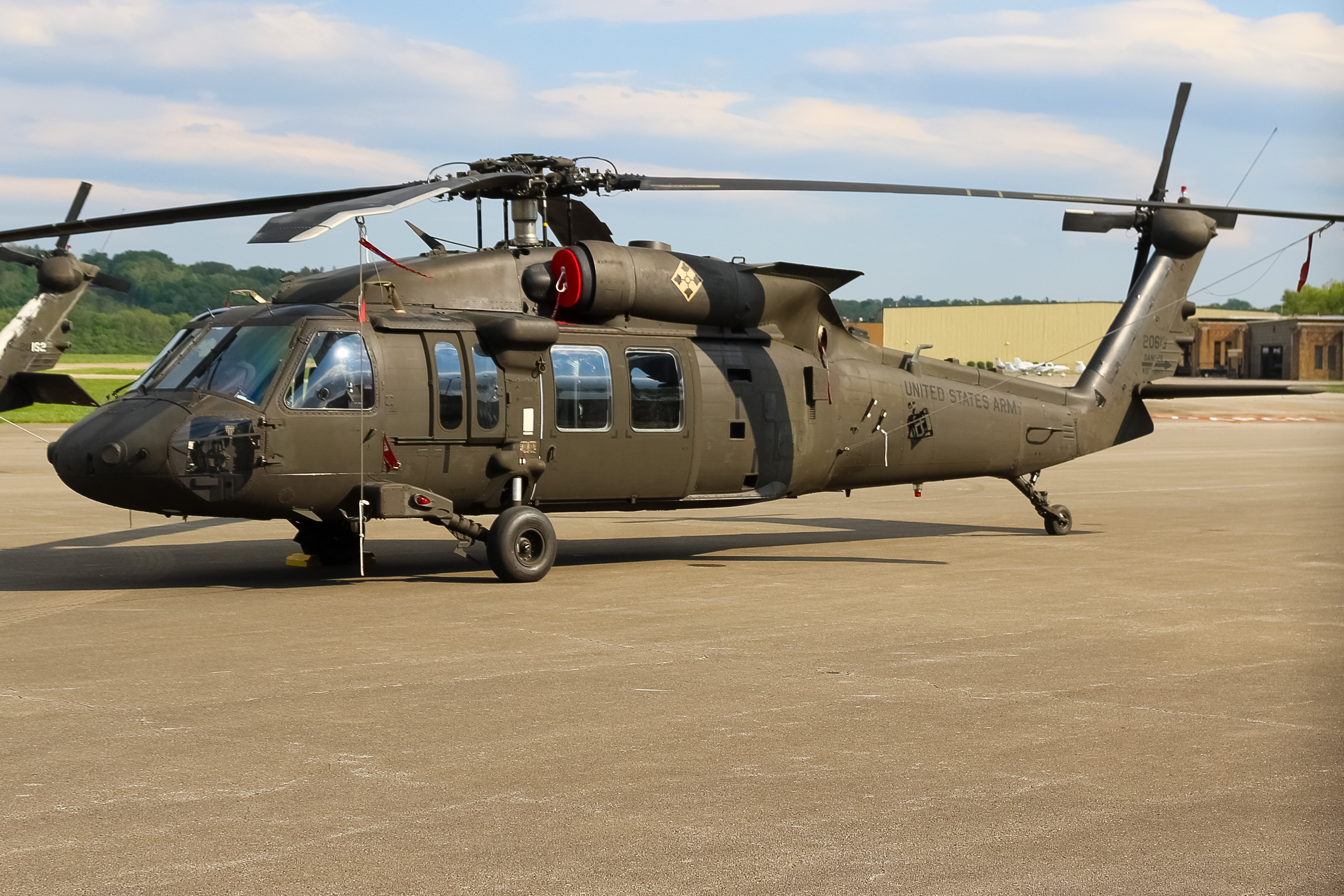 Full size: USA - United States Army Sikorsky UH-60L Blackhawk 13-20613 at Cincinnati Municipal Airport/Lunken Field