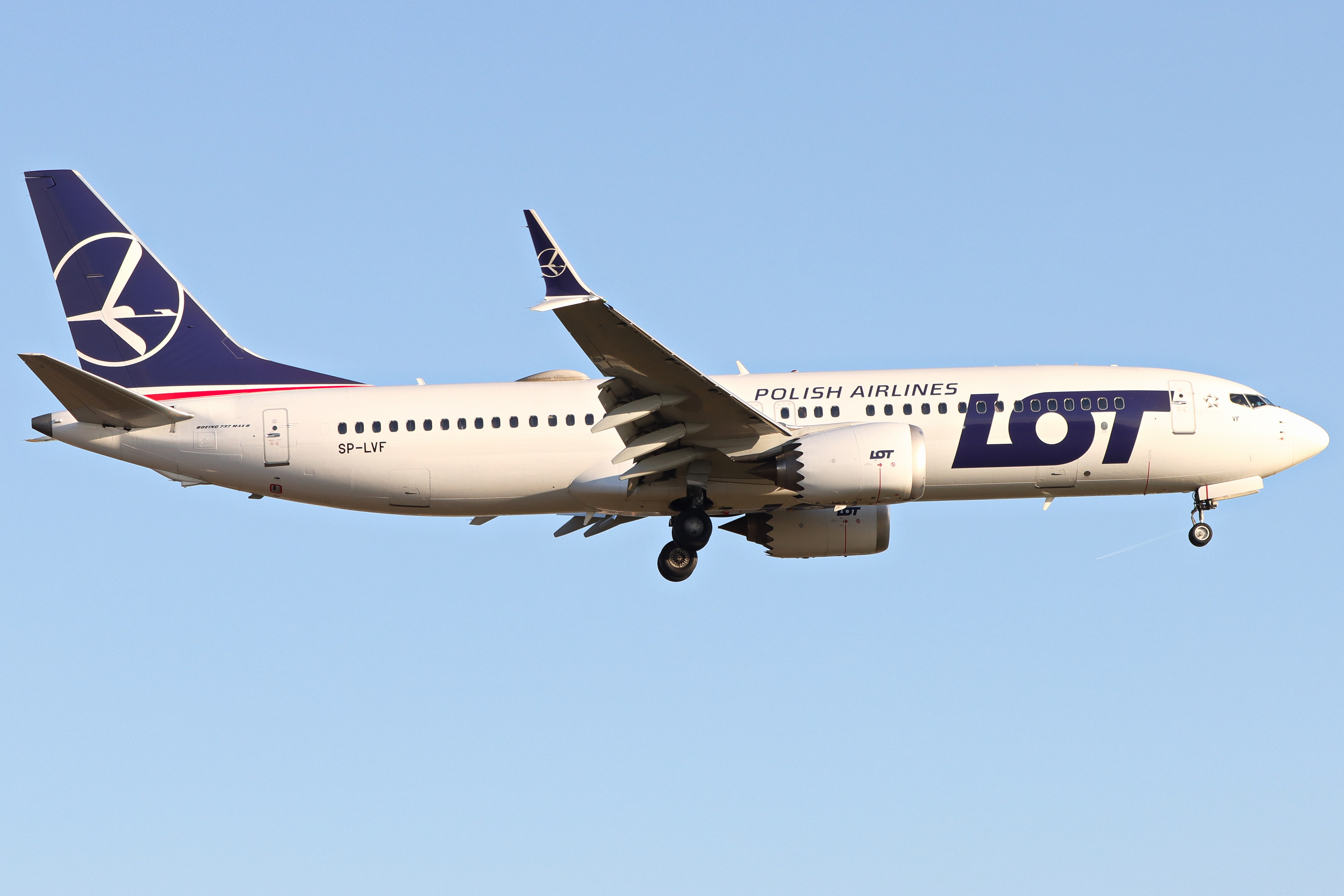 Full size: LOT Polish Airlines Boeing 737 MAX 8 SP-LVF at London Heathrow International Airport