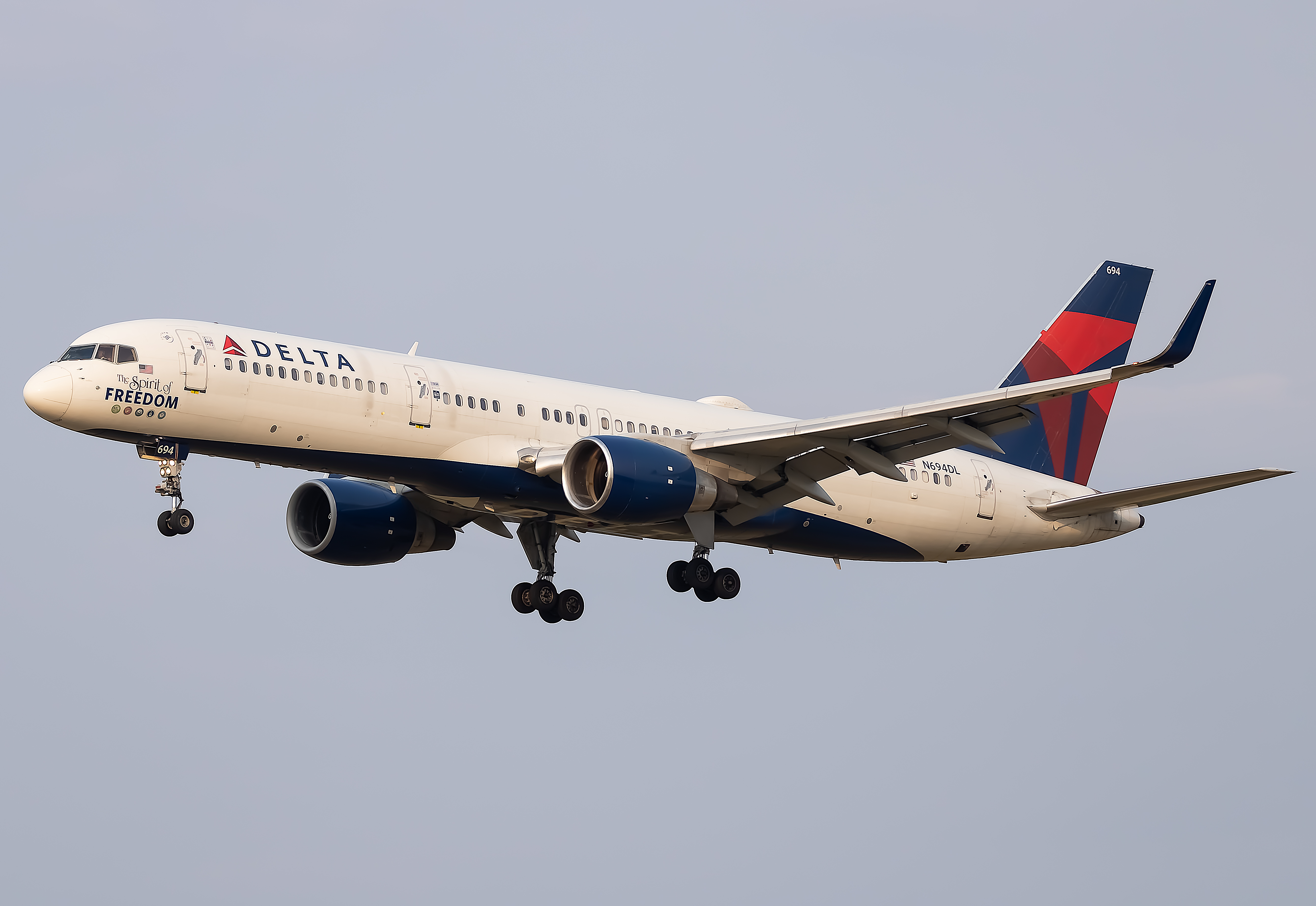 Full size: Delta Airlines Boeing 757-200 N694DL at Baltimore/Washington International Thurgood Marshall Airport