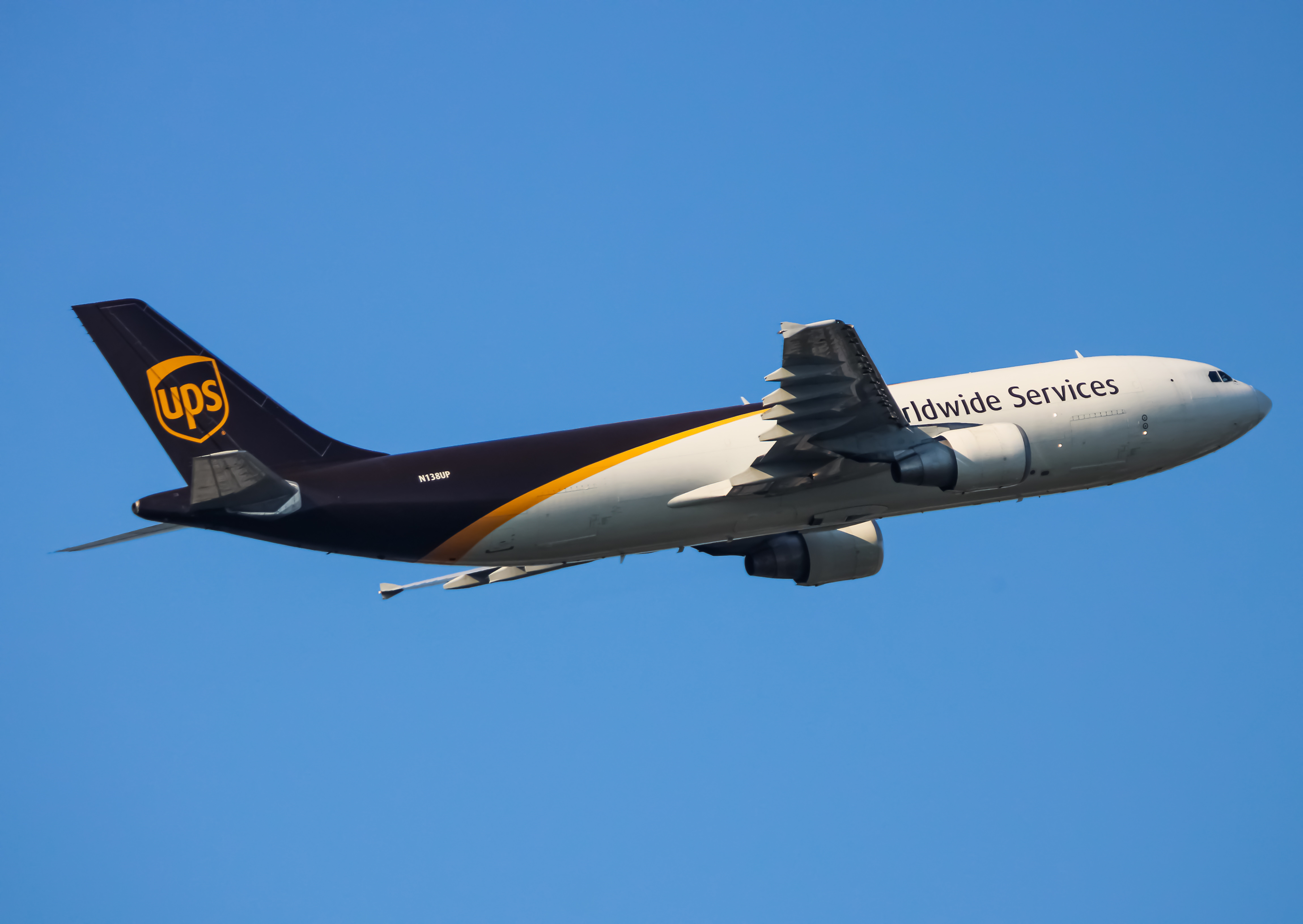 Full size: United Parcel Service Airbus A300F-600 N138UP at Baltimore/Washington International Thurgood Marshall Airport