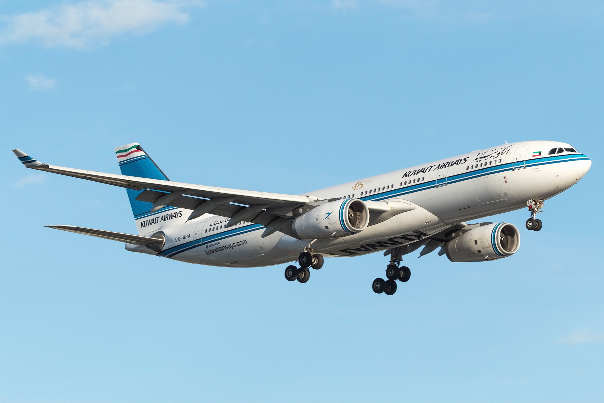 Full size: Kuwait Airways Airbus A330-200 9K-APA at London Heathrow International Airport