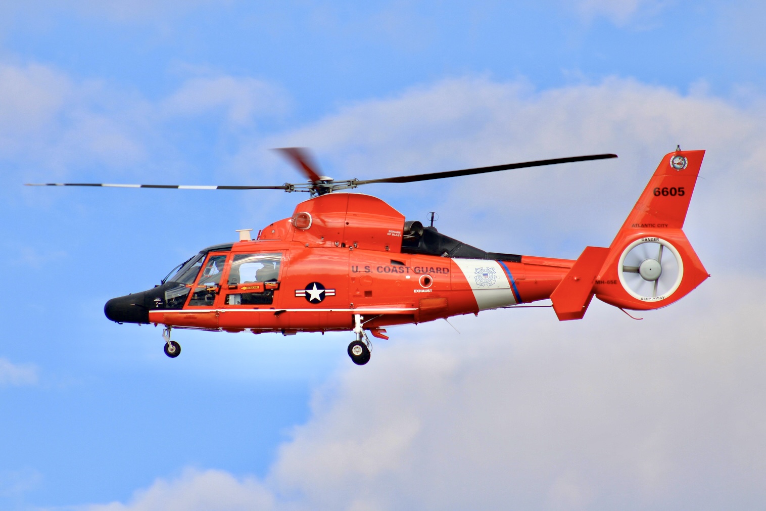Full size: USCG - United States Coast Guard Eurocopter MH-65 C6605 at Atlantic City International Airport