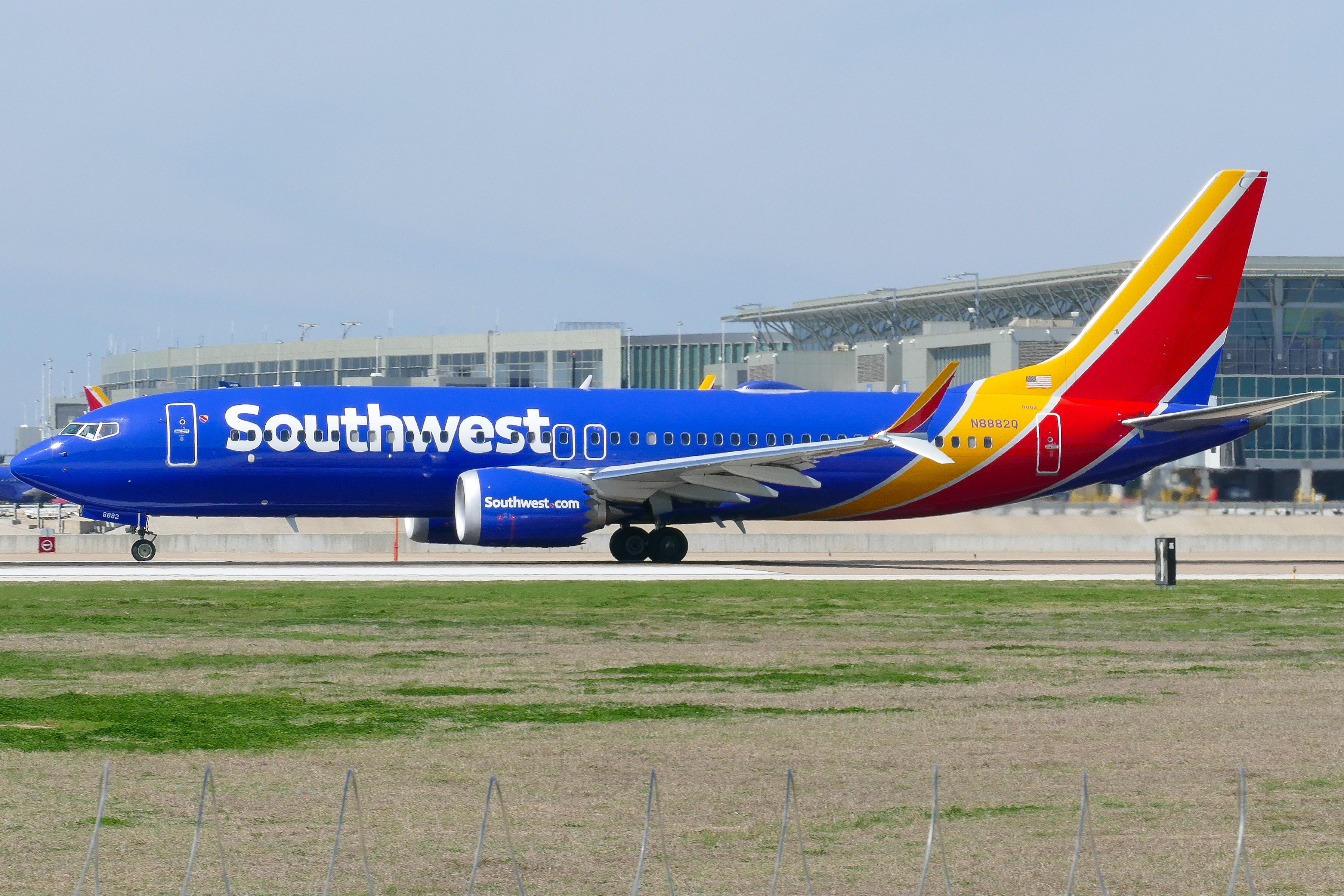 Full size: Southwest Airlines Boeing 737 MAX 8 N8882Q at Austin-Bergstrom International Airport