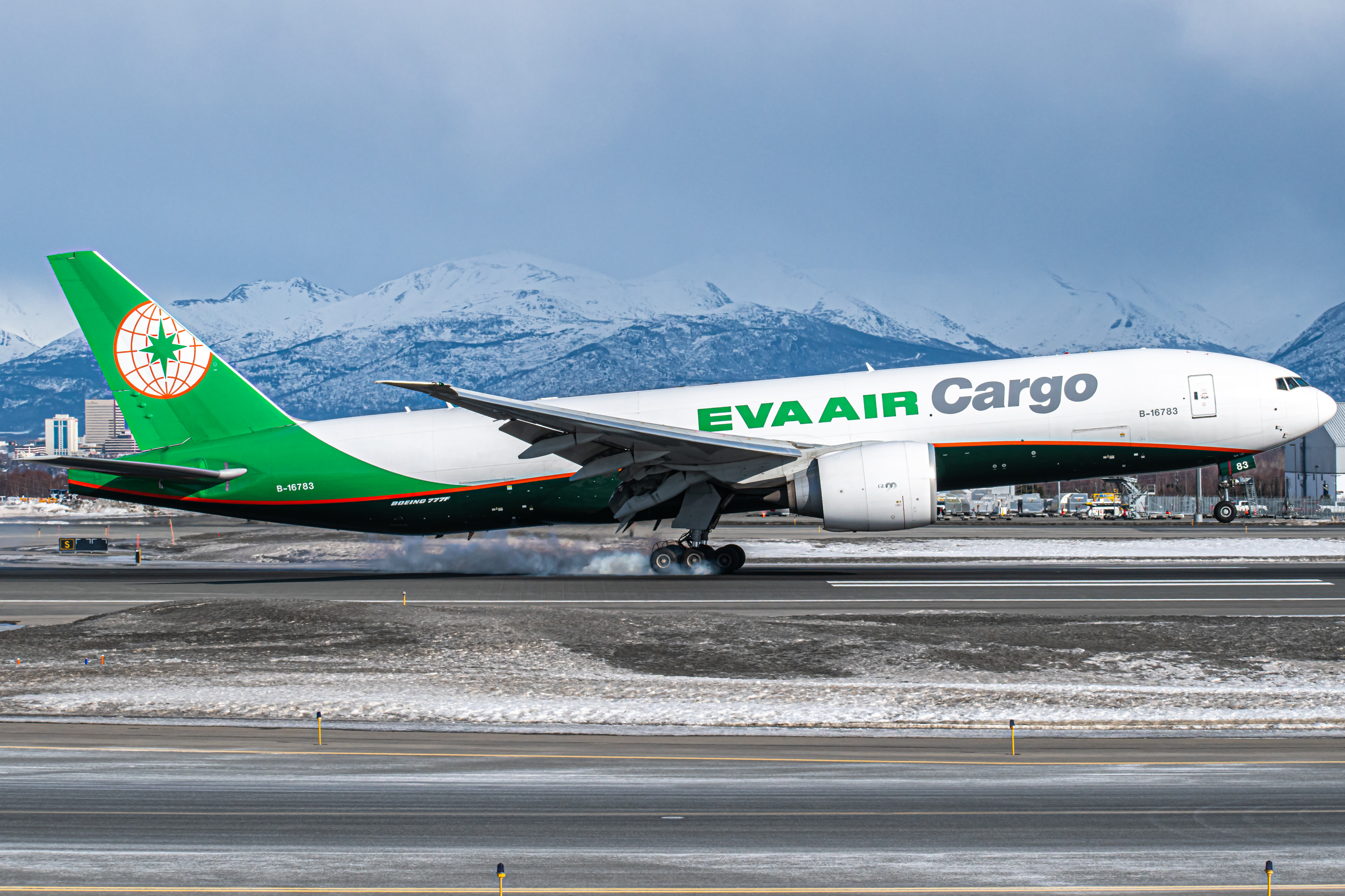 Full size: Eva Air Cargo Boeing 777-F B-16783 at Anchorage Ted Stevens International Airport