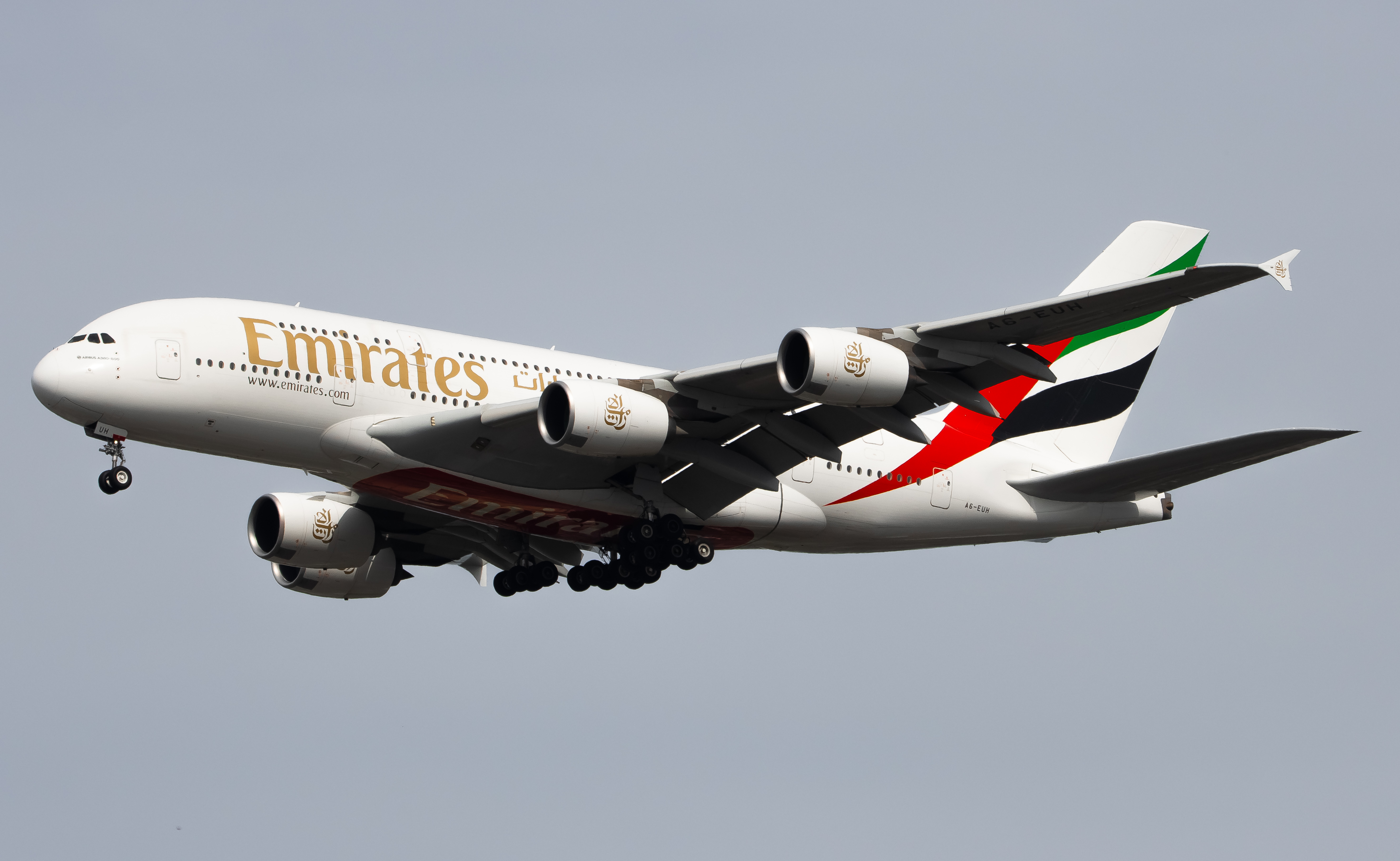 Full size: Emirates Airbus A380-800 A6-EUH at John F. Kennedy International Airport