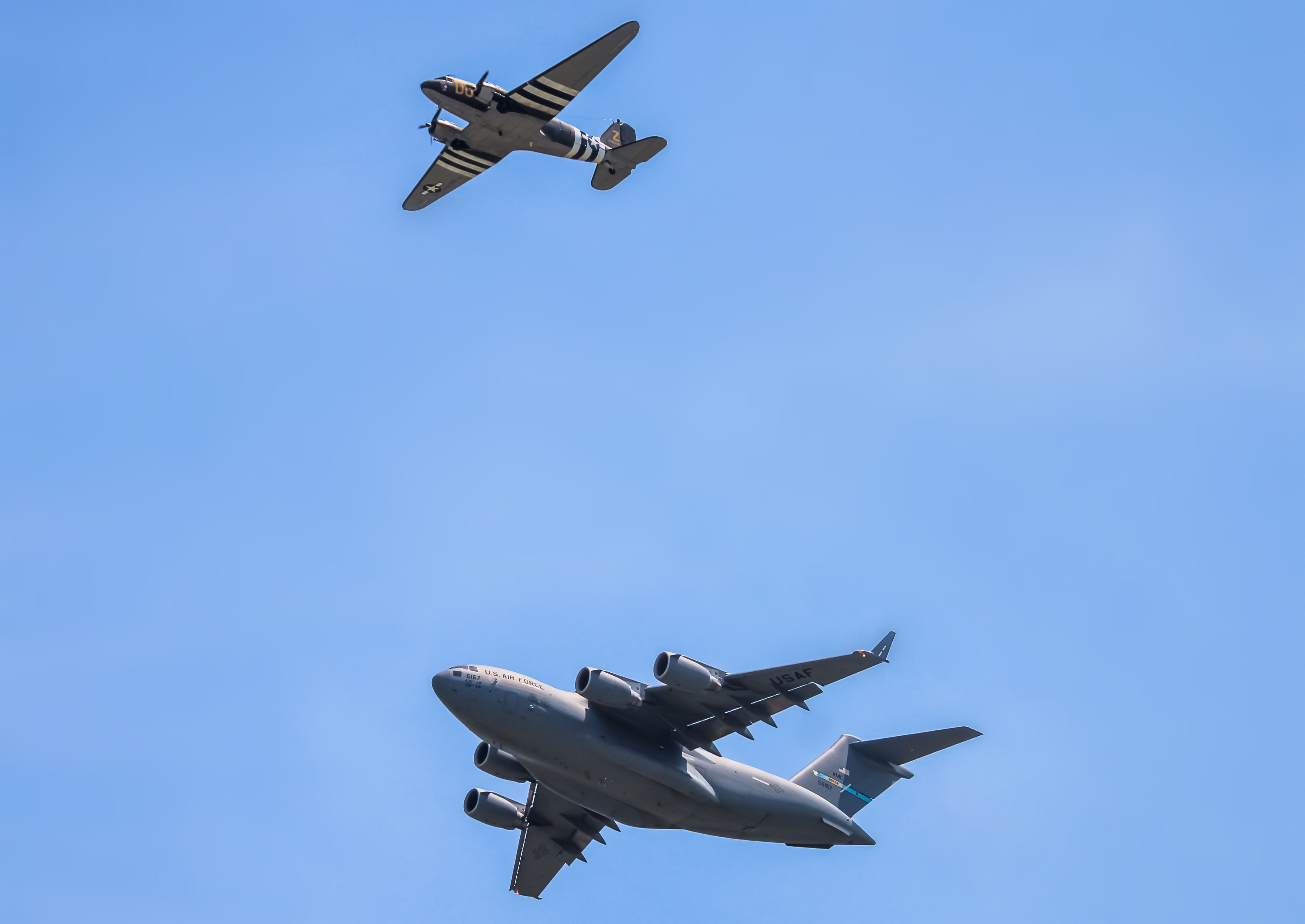 Full size: USAF - United States Air Force Boeing C-17 Globemaster III 06-6167 at Dover Air Force Base