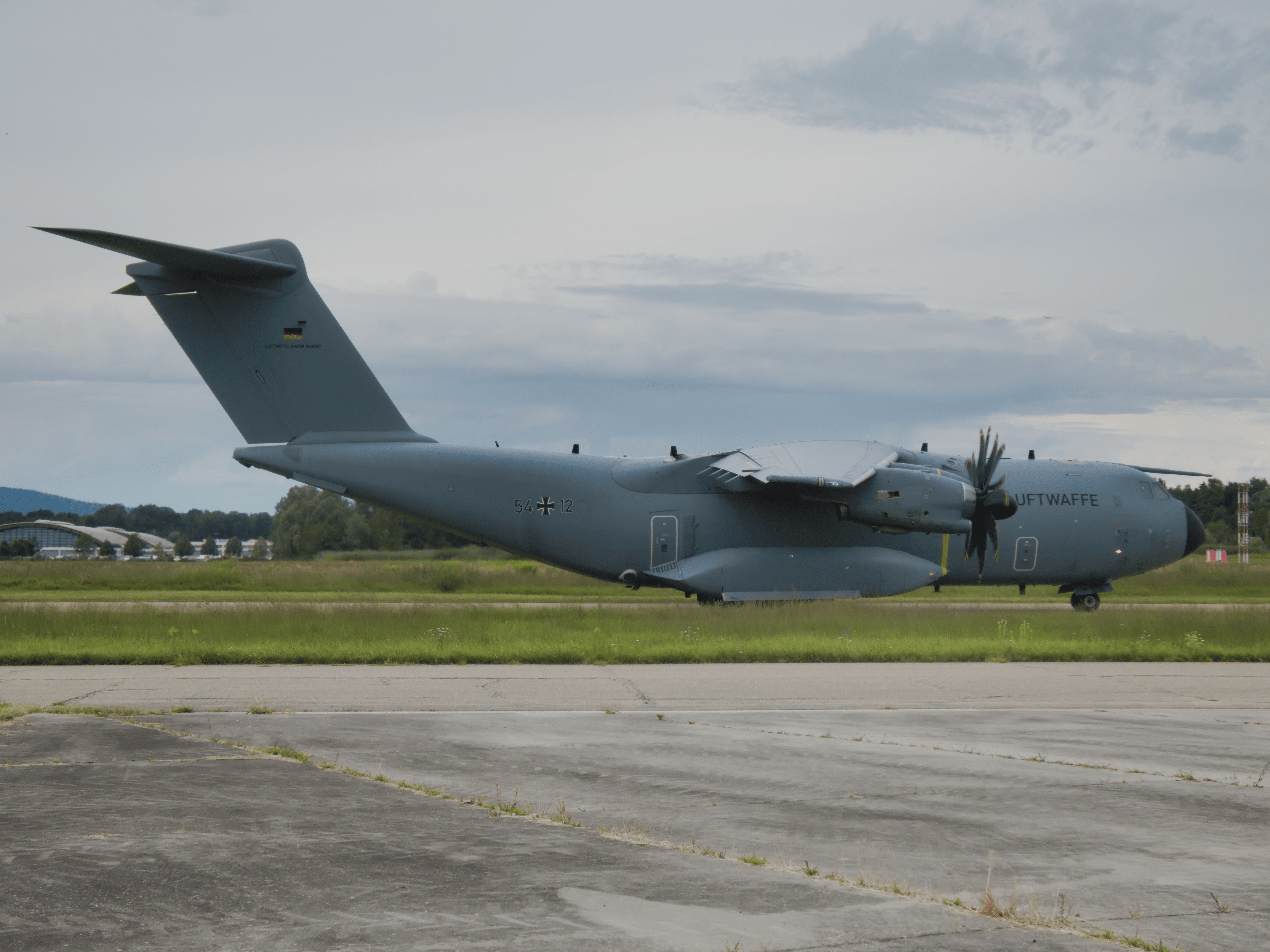 Full size: Luftwaffe Airbus A400M 54-12 at Friedrichshafen Airport