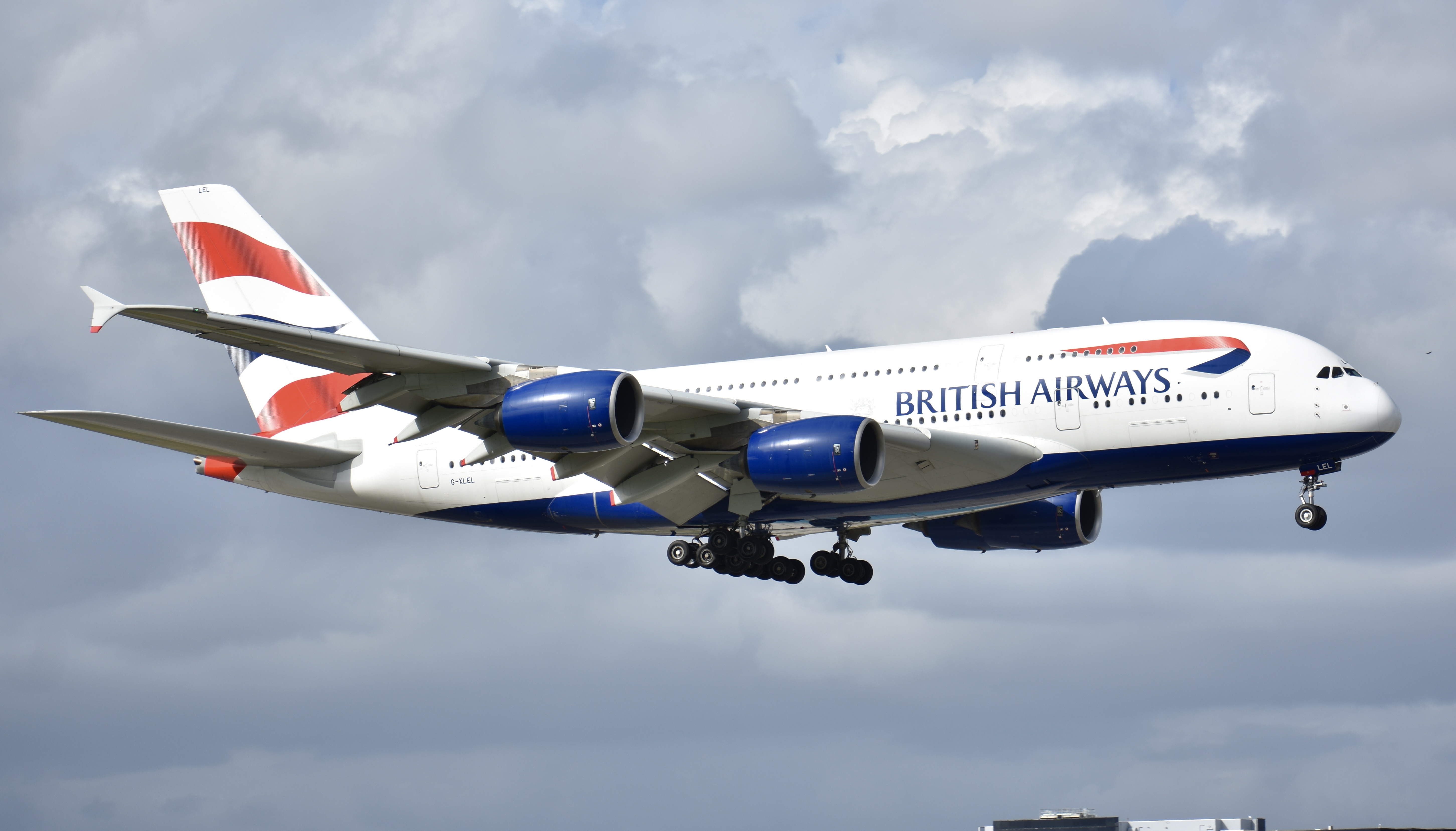 Full size: British Airways Airbus A380-800 G-XLEL at Miami International Airport
