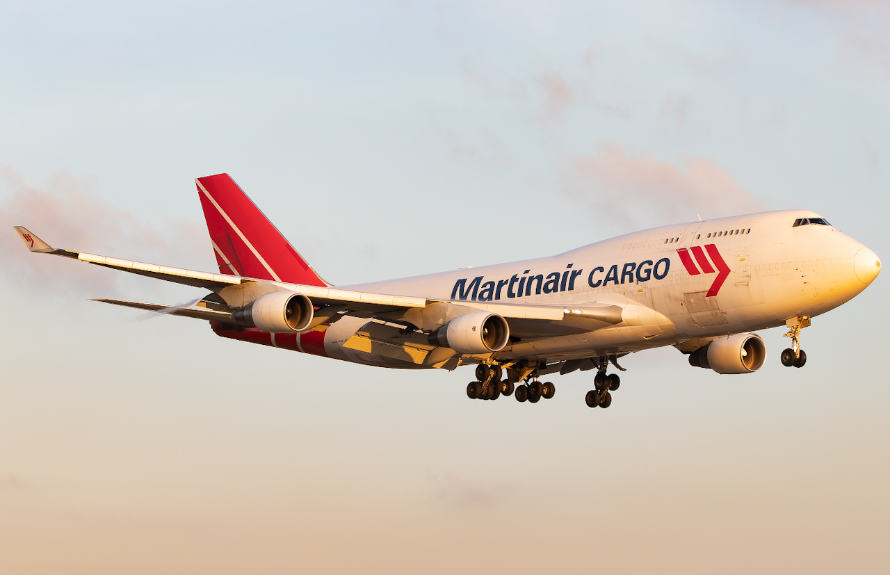 Full size: Martinair Cargo Boeing 747-400F PH-MPS at Miami International Airport