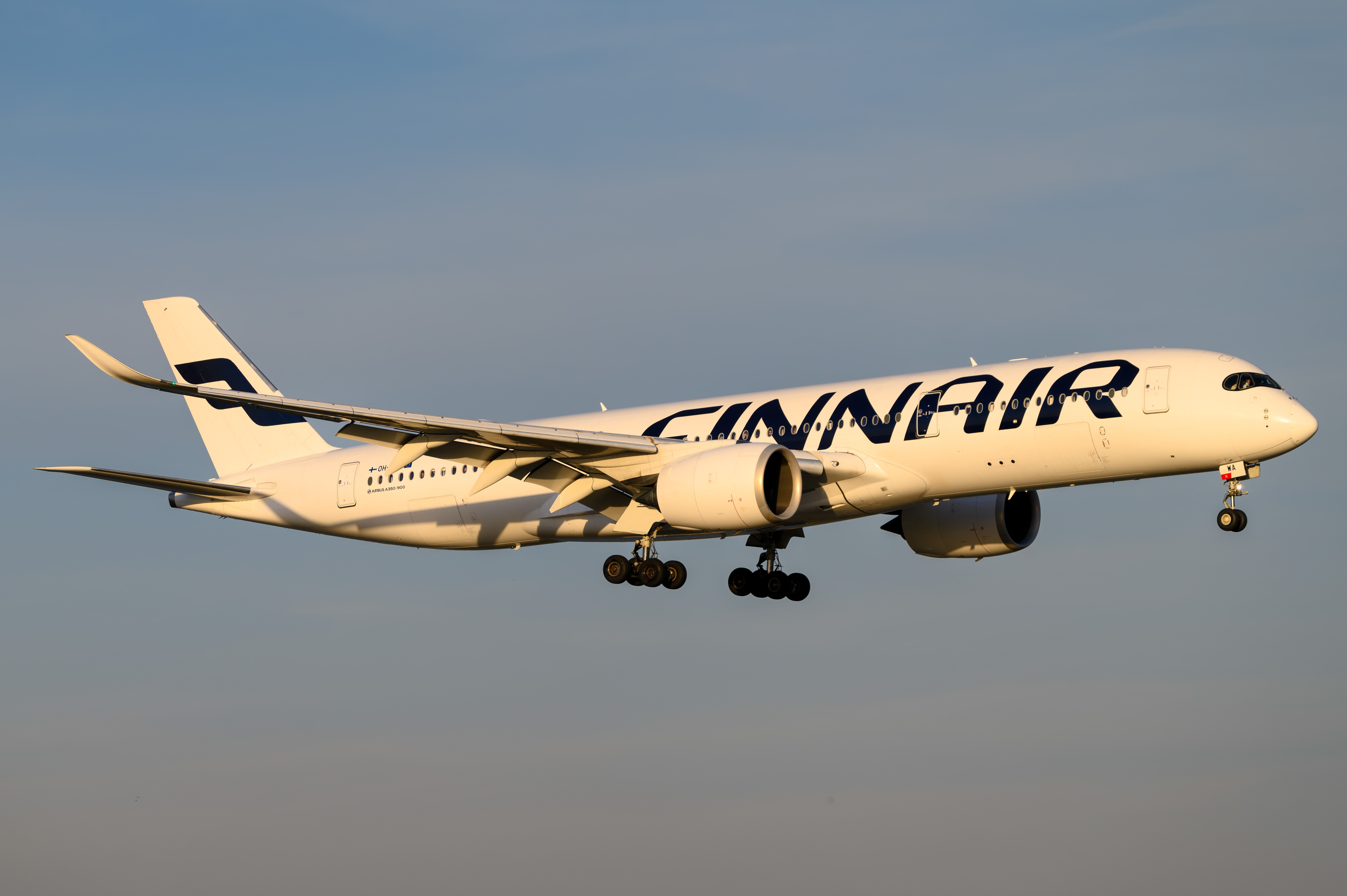 Full size: Finnair Airbus A350-900 OH-LWA at Orlando International Airport
